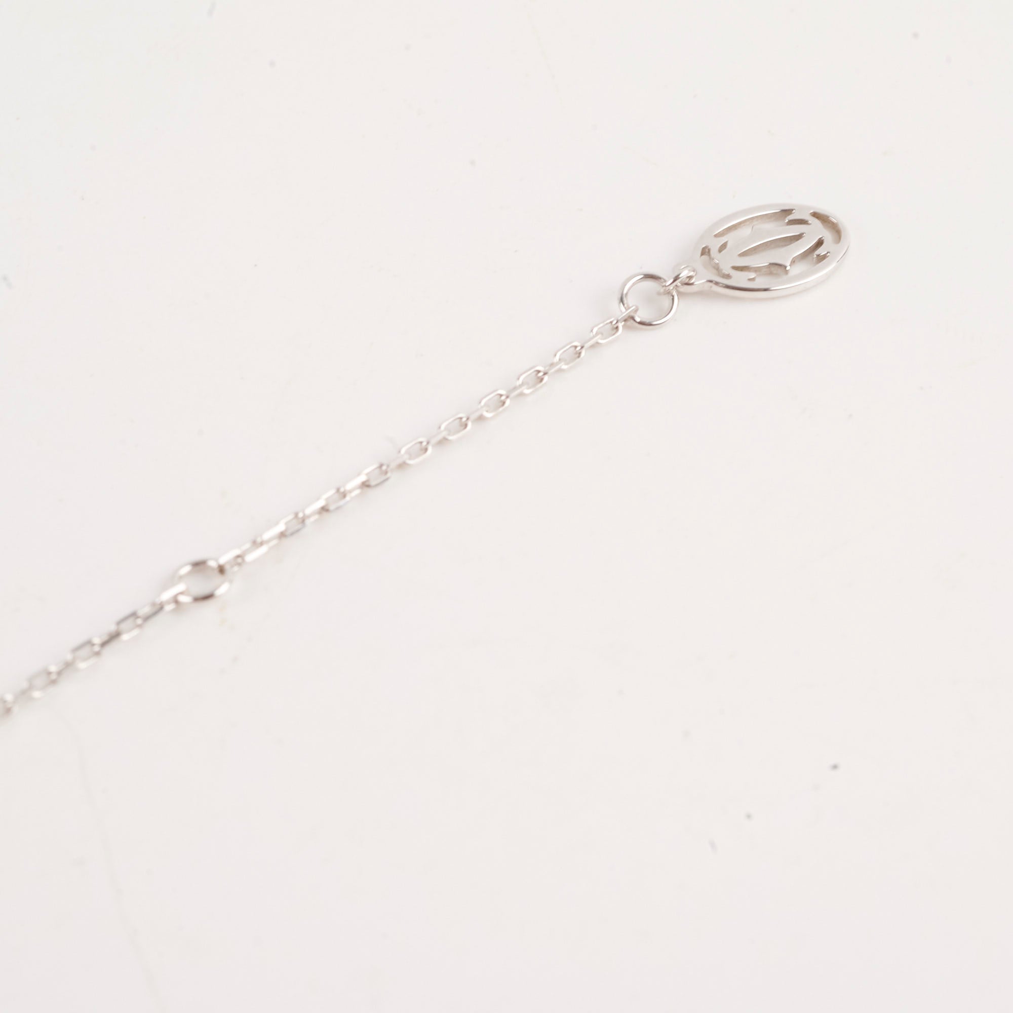 Carrier Large Model D'amour Necklace in White Gold - Elegant Jewelry for Women, Perfect for Weddings, Anniversaries & Romantic Gifts 2022