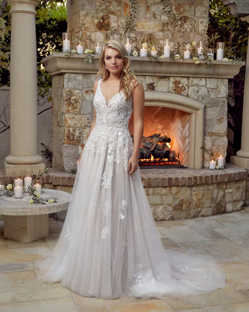 Casablanca Lucy 2445 Elegant Evening Gown for Women - Formal Dresses for Prom, Wedding & Special Occasions