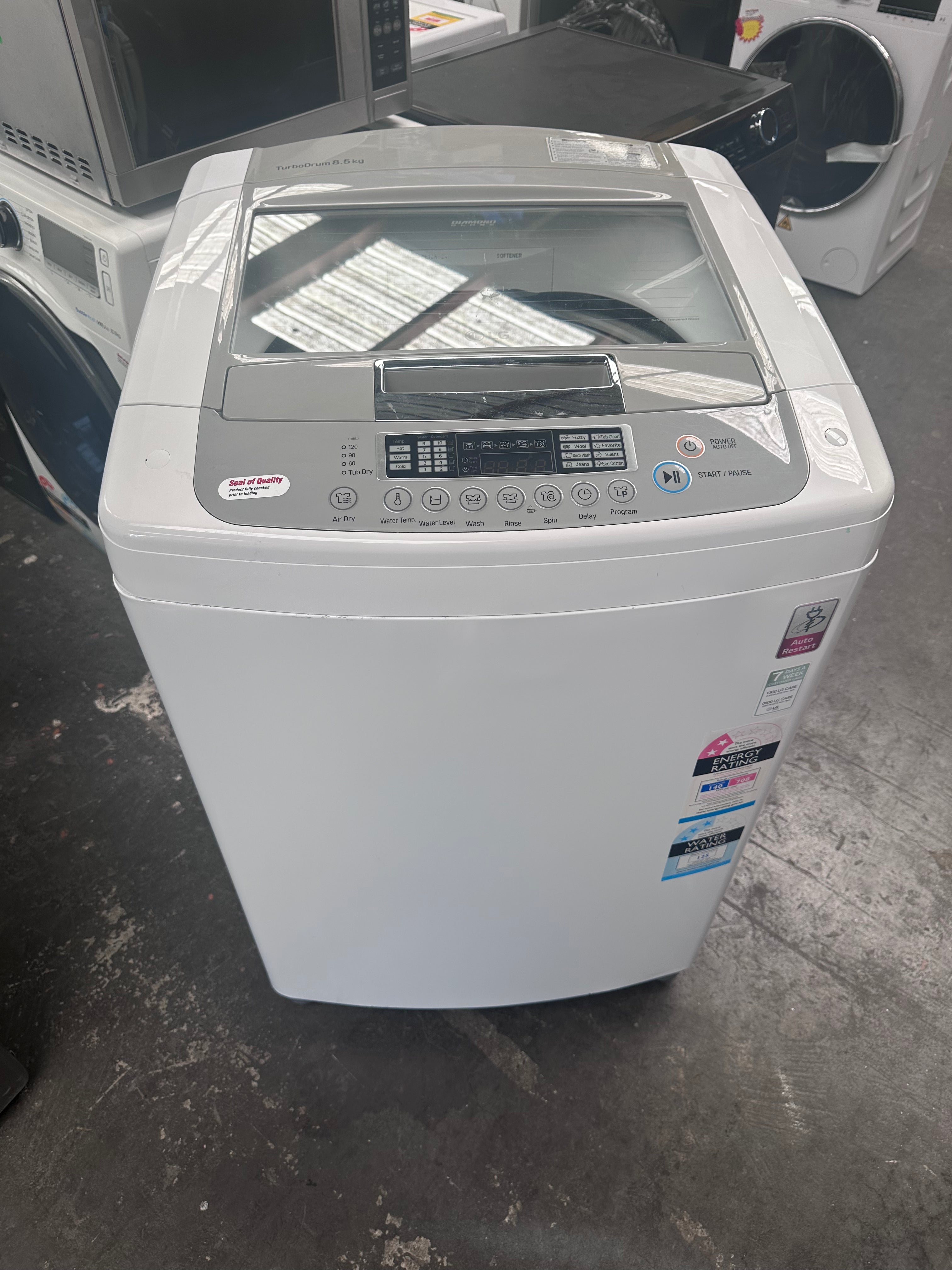 Refurbished LG 8.5kg Top Load Washing Machine - Energy Efficient Laundry Solution for Apartments & Small Homes
