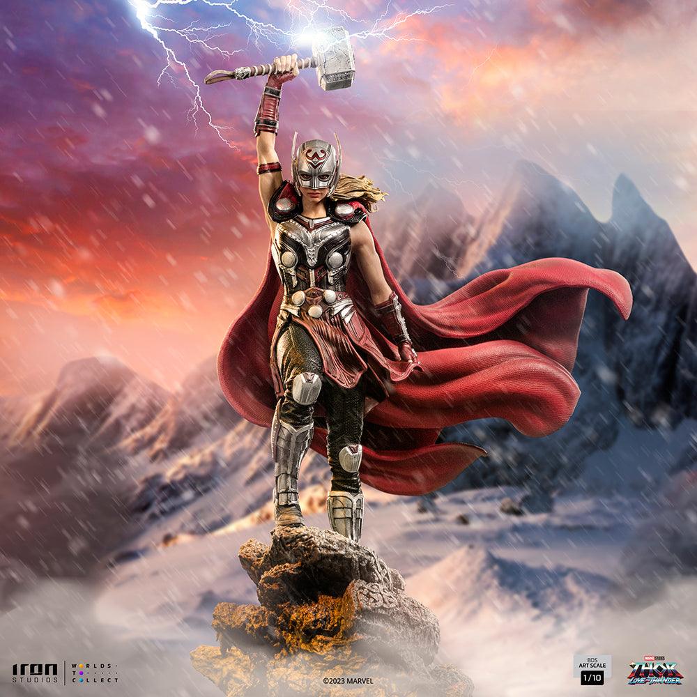 Iron Studios Thor: Love and Thunder Mighty Thor (Jane Foster) Art Scale 1/10 Statue - Collectible Marvel Superhero Figure for Display & Home Decor