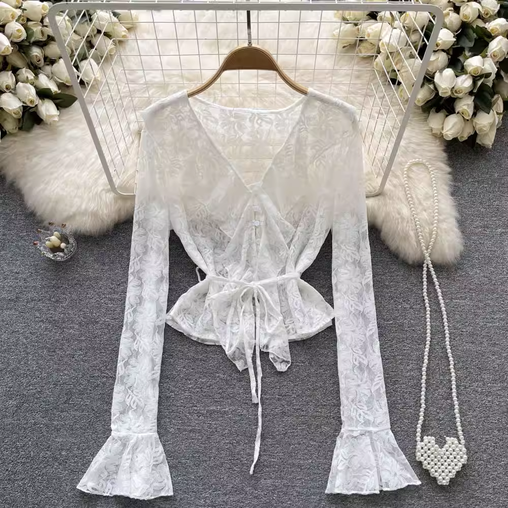 Elegant Hollow V-Neck Lace Top Long Sleeve Summer Blouse for Women - Perfect for Beach Vacations, Date Nights & Casual Outings