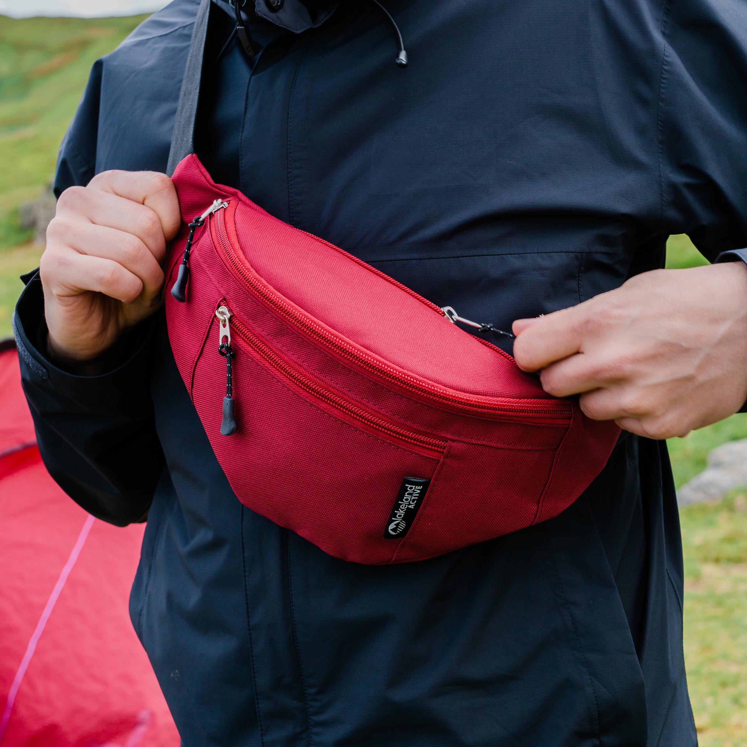Skelton Classic 1.5 Liter Waist Pack - Water Resistant Fanny Pack for Travel, Hiking & Outdoor Activities
