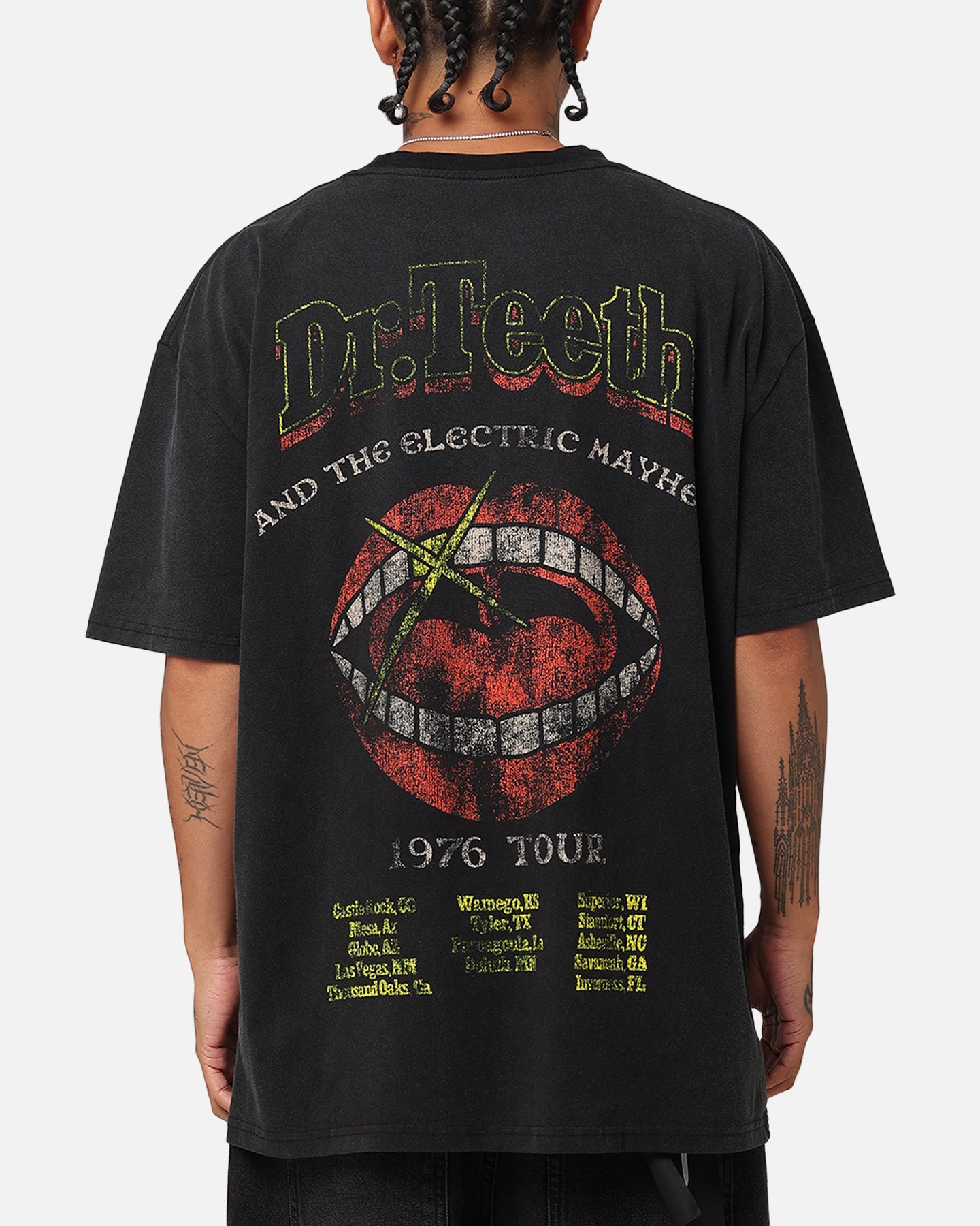 Vintage Disney The Muppets Animal Graphic T-Shirt - Black Cotton Heavyweight Tee for Men & Women - Perfect for Casual Wear, Cosplay, and Disney Fan Collectibles