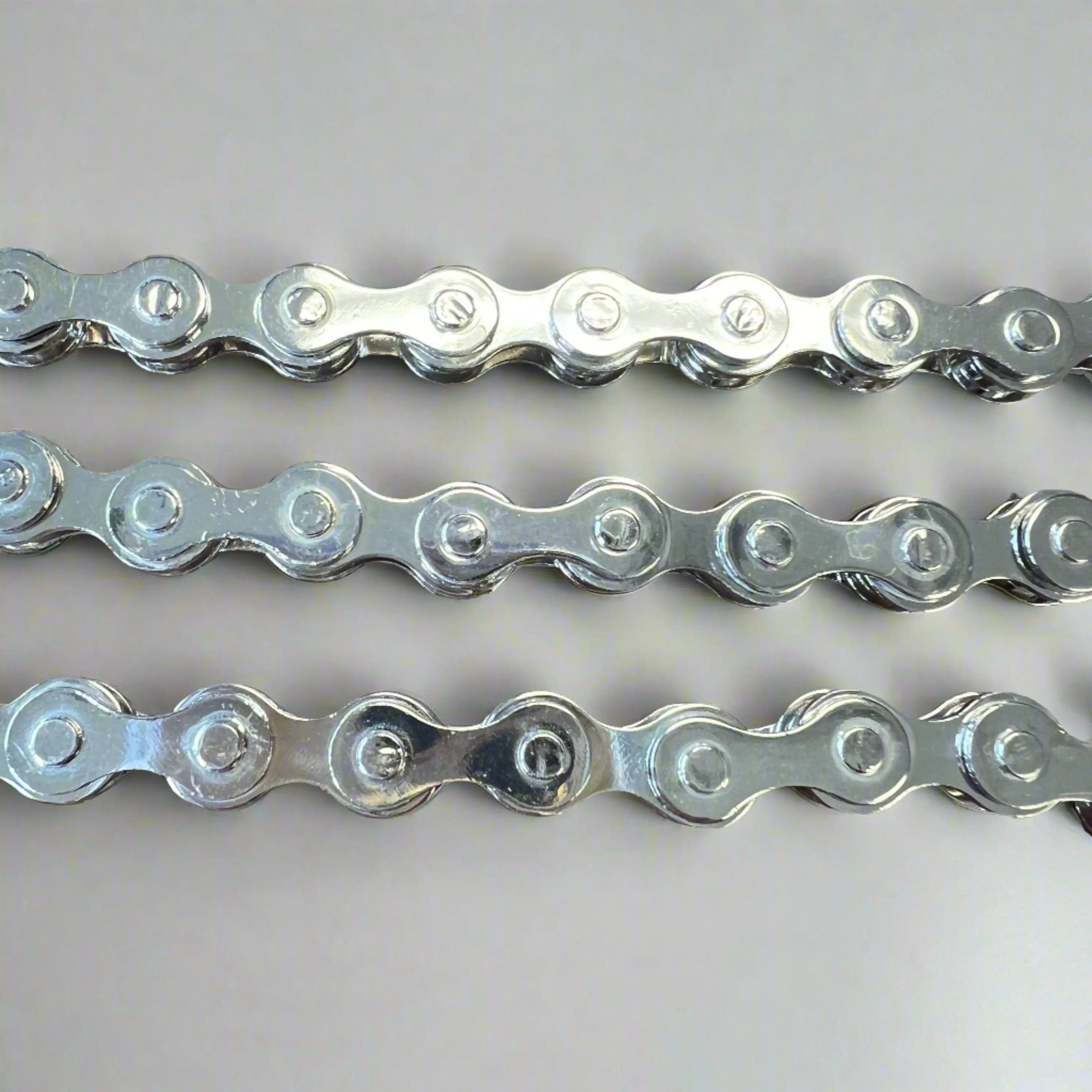 Stylish Biker Chain Necklace for Men & Women - Durable Stainless Steel Gothic Punk Jewelry - Perfect for Motorcycle Enthusiasts & Fashion Accessories