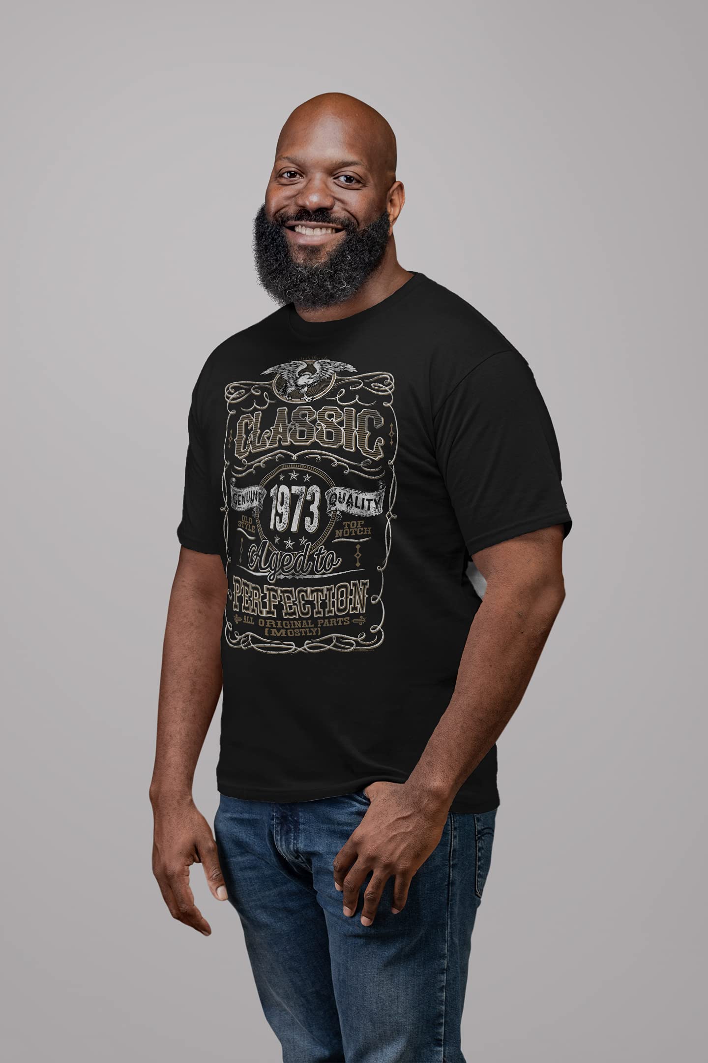 1973 Vintage 52nd Birthday Gift for Men - Classic Aged to Perfection T-Shirt - Perfect for Birthday Parties, Milestone Celebrations & Funny Gag Gifts