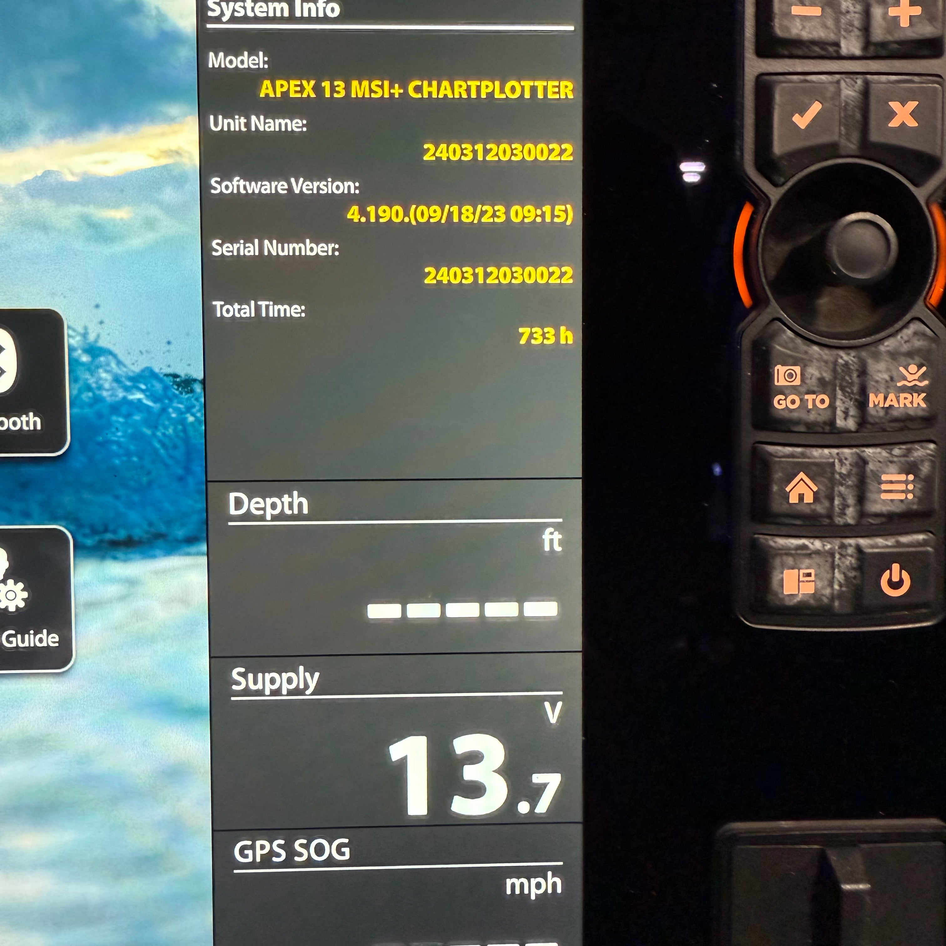 Humminbird Apex 13 MSI Fish Finder with GPS Navigation - High-Resolution Sonar for Deep Water Fishing | Perfect for Lakes, Rivers & Offshore Boating Adventures