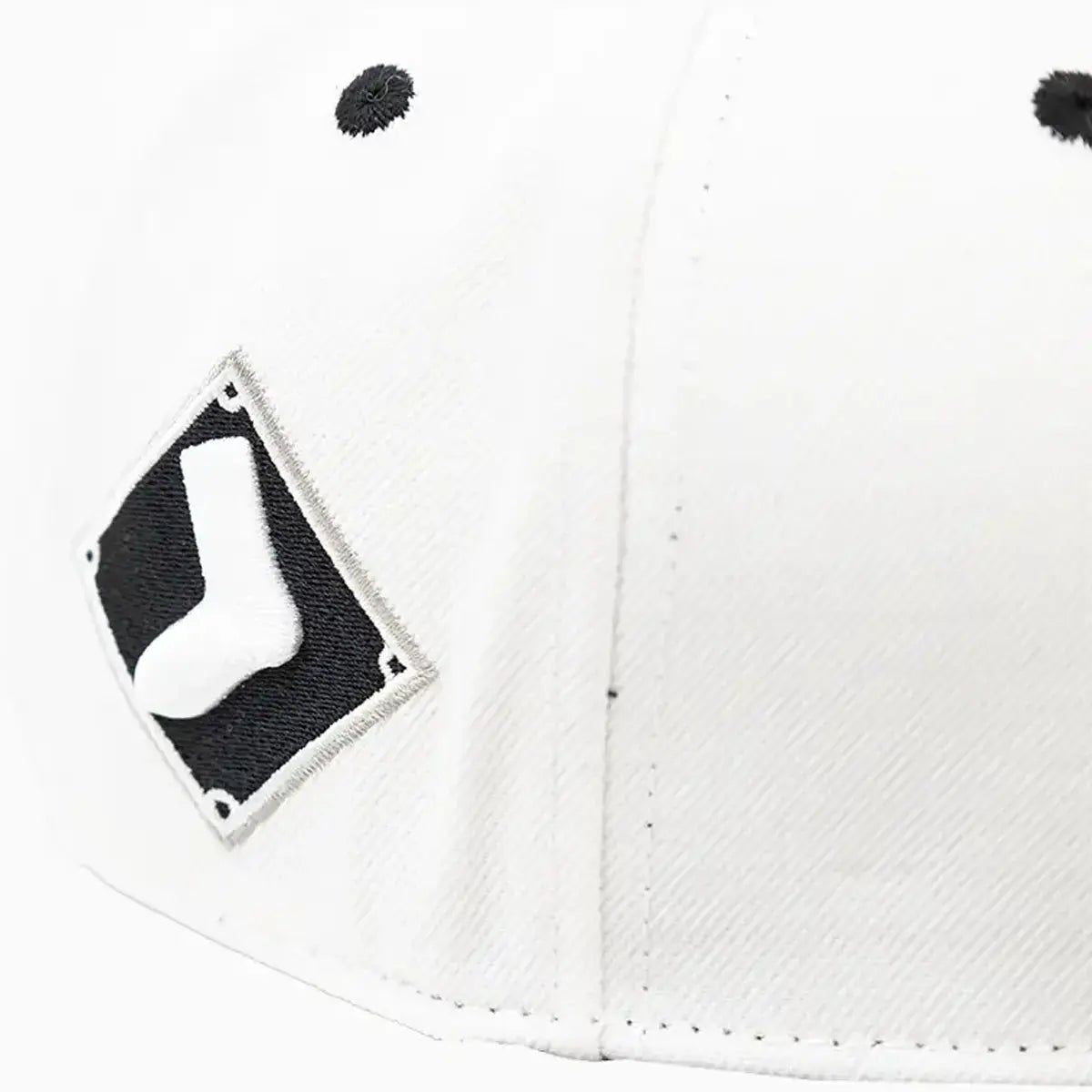Chicago White Sox MLB Official Leather Visor Snapback Hat - Adjustable Baseball Cap for Men & Women - Perfect for Games, Tailgating & Fan Gear Collection