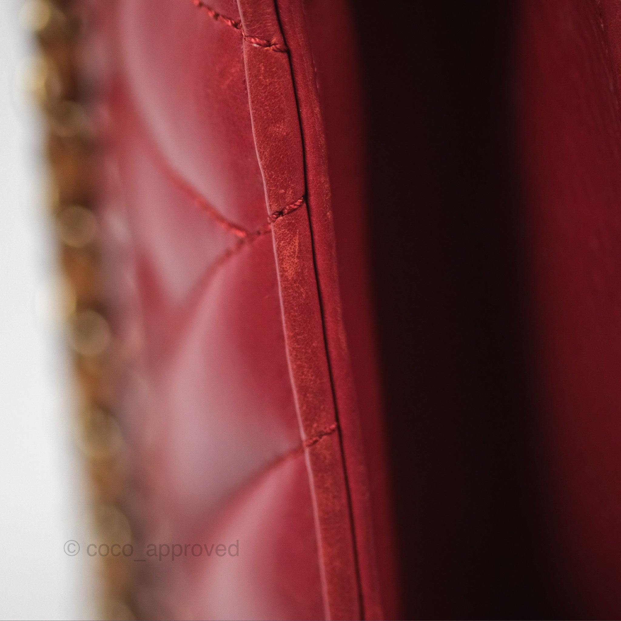 Chanel Chevron Shoulder Bag in Red Calfskin Leather with Aged Gold Hardware - Luxury Crossbody Purse for Women, Perfect for Parties, Date Nights & Special Occasions