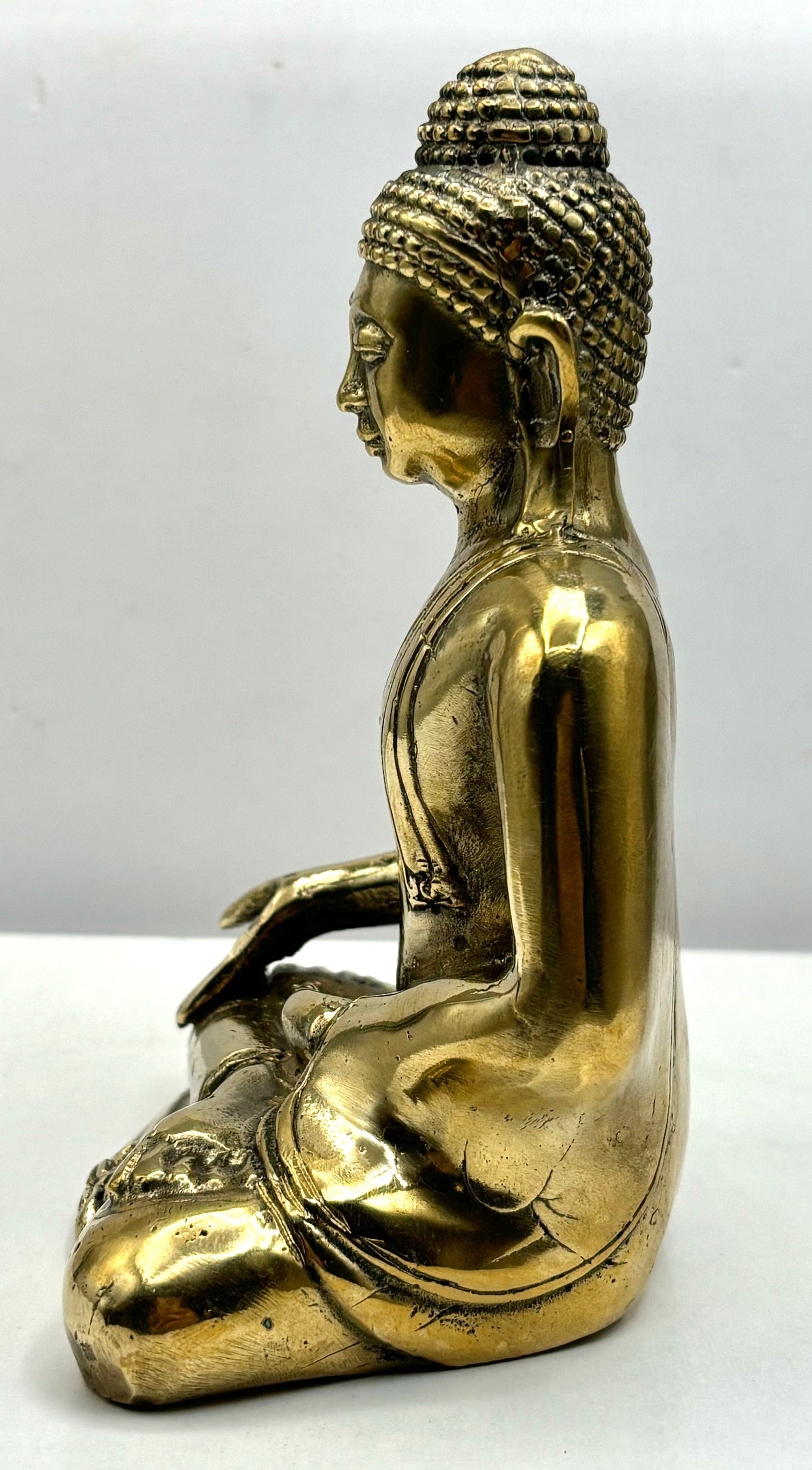 Handcrafted Bronze Buddha Statue for Meditation & Yoga - Spiritual Home Decor & Gift for Mindfulness Practitioners