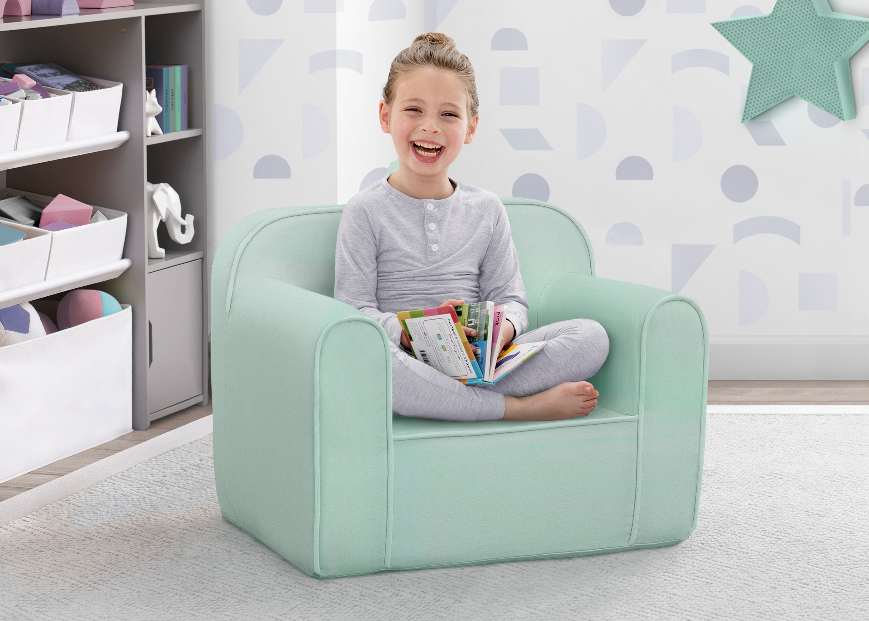 Cozy Kids Chair - Ergonomic & Comfortable Children's Chair for Reading, Gaming & Relaxation - Perfect for Bedrooms, Playrooms & Daycare Centers