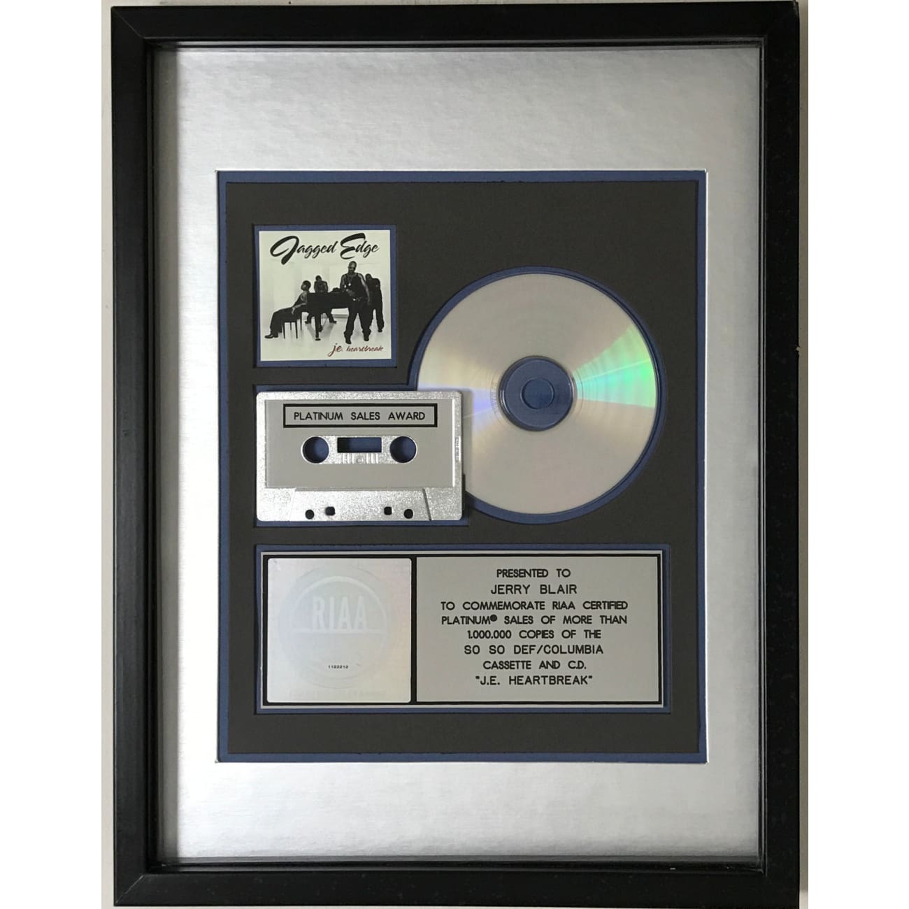 Jagged Edge J.E. Heartbreak RIAA Platinum Album Award - Official Music Collectible for Fans & Display (Perfect for Home Decor, Music Room, or Gift for R&B Lovers)