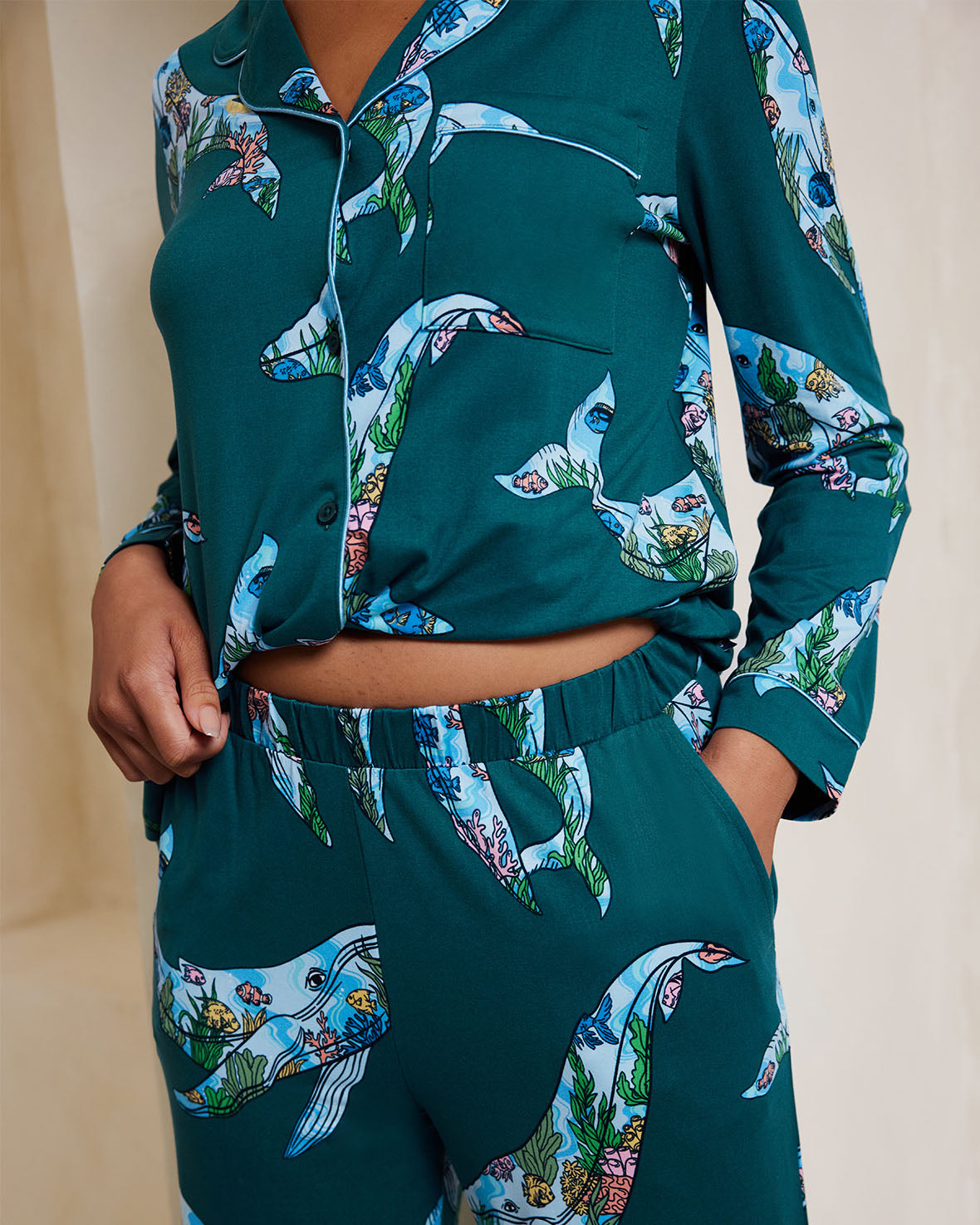 Whale Print Coral Long Sleeve Pajama Set for Women - Soft & Comfortable Sleepwear for Nighttime Relaxation & Lounging