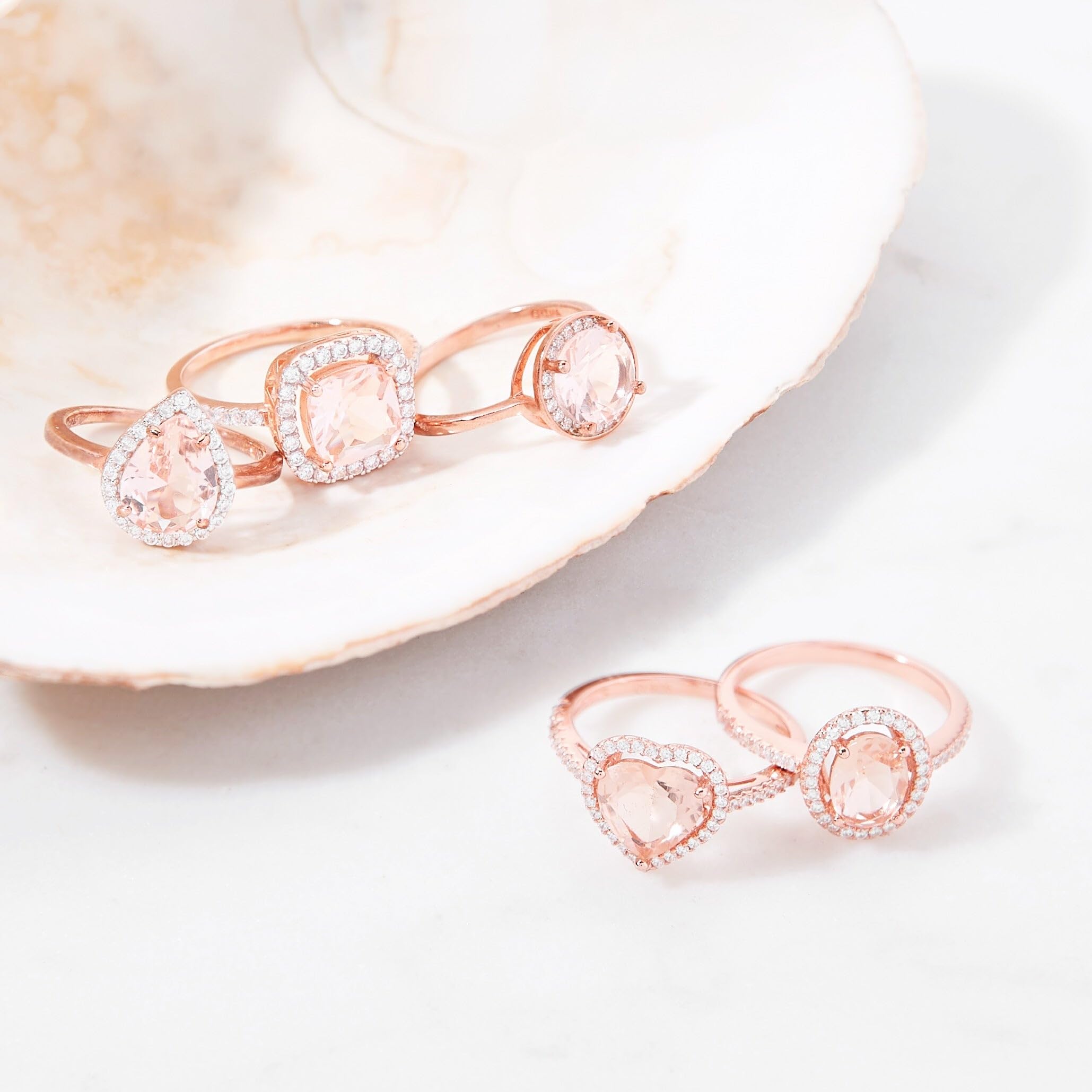 EVE'S ADDICTION Pear Cut Morganite Rose Gold Engagement Ring for Women - Promise Ring, Wedding Band, Anniversary Gift for Her, Mom, Wife - Perfect for Proposals, Valentine's Day & Special Occasions
