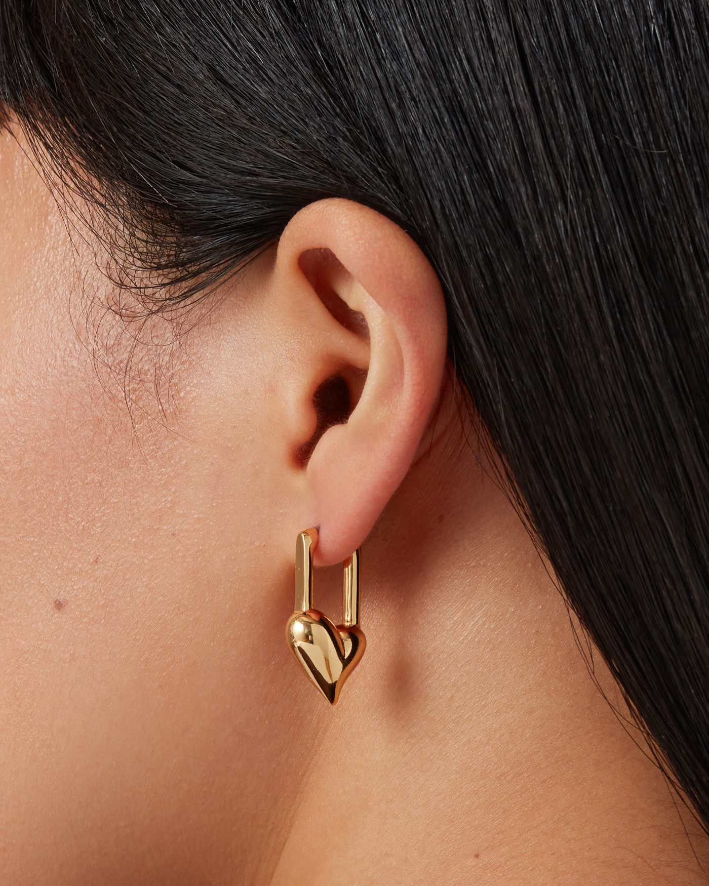 Heart Huggie Earrings - Cute Heart-Shaped Padlock Stud Earrings for Women, Trendy & Secure Lock Design - Perfect for Valentine's Day Gifts, Date Nights & Everyday Wear