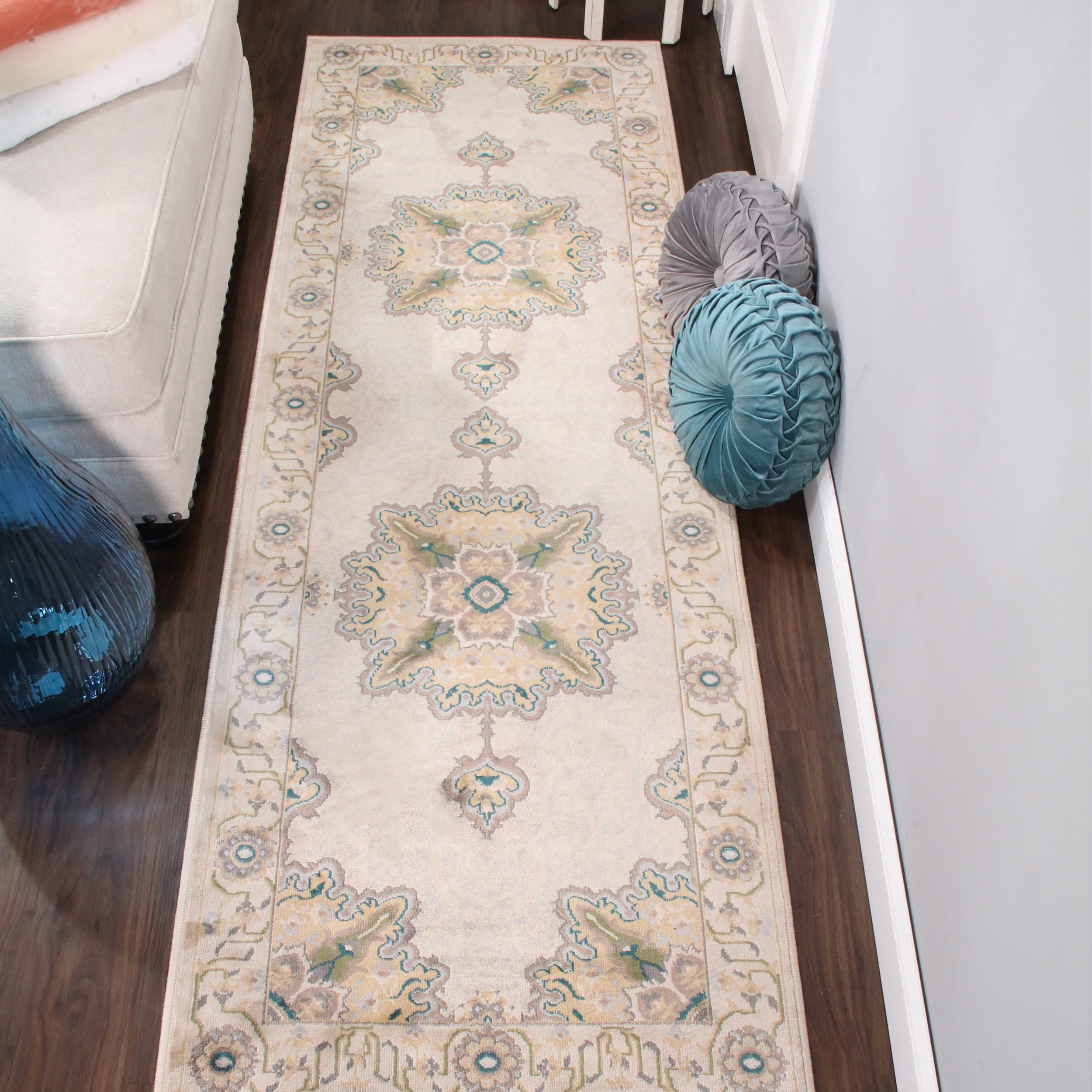 Edeline Medallion Oriental Indoor Area Rug - Soft Bohemian Style Carpet for Living Room, Bedroom & Dining Room Decor