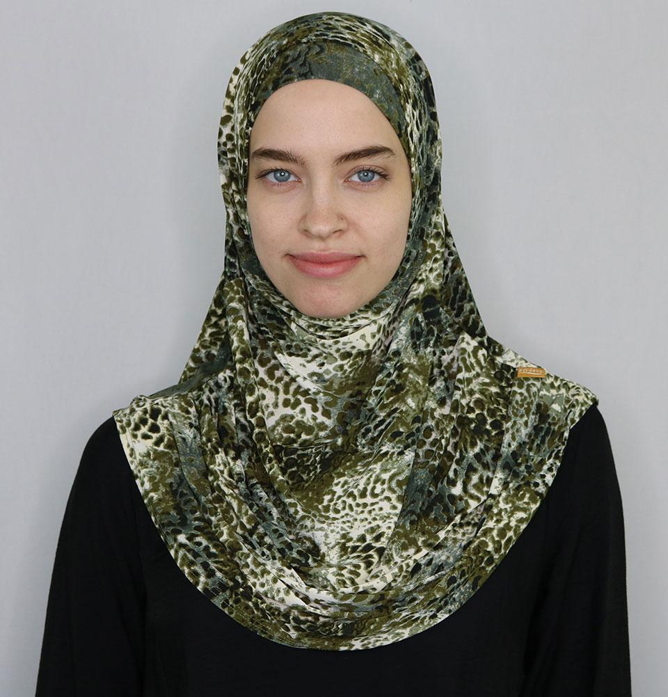 Firdevs Practical Amira Hijab Safari Canopy - Olive Green Scarf for Muslim Women | Perfect for Travel, Outdoor Activities & Daily Wear