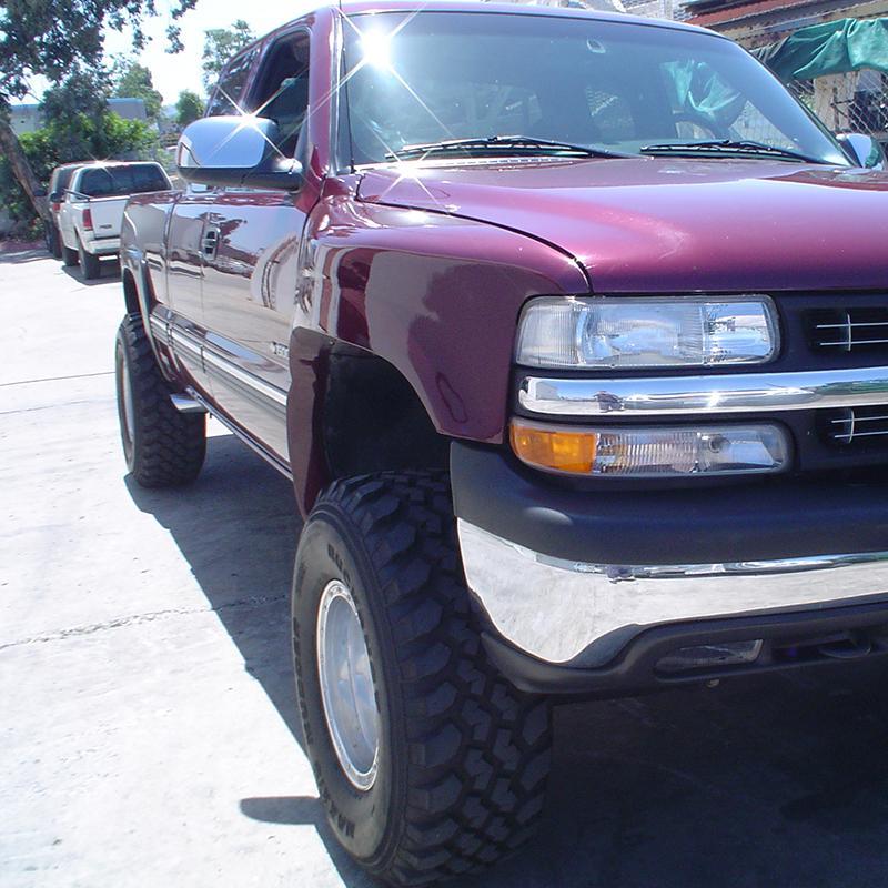99-02 Chevrolet Silverado Replacement Fenders with 5 Bulge Design - Durable Auto Body Parts for Pickup Trucks | Perfect for Off-Roading & Custom Builds