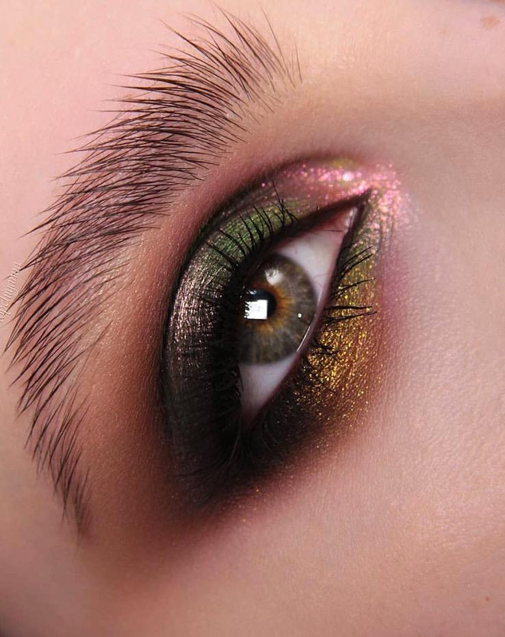 Multi Chrome Loose Eyeshadow - Story Time Collection | Highly Pigmented Metallic & Shimmer Eyeshadow for Makeup Artists & Beauty Lovers | Perfect for Party, Wedding & Special Occasion Makeup