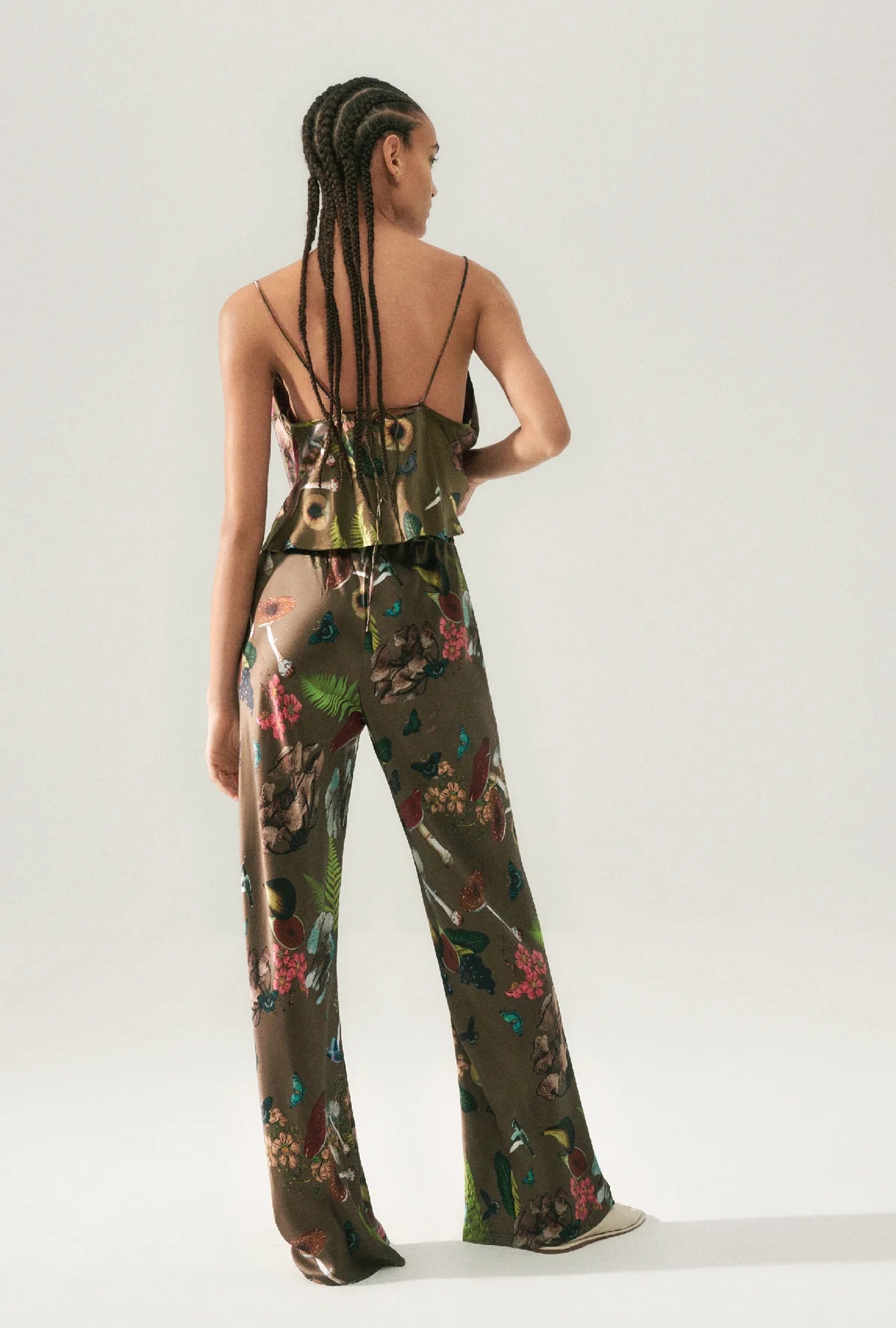 Bias Cut Pants Magic Mushroom Dark Earth - Stylish & Comfortable Women's Trousers for Casual Wear & Office Outfits