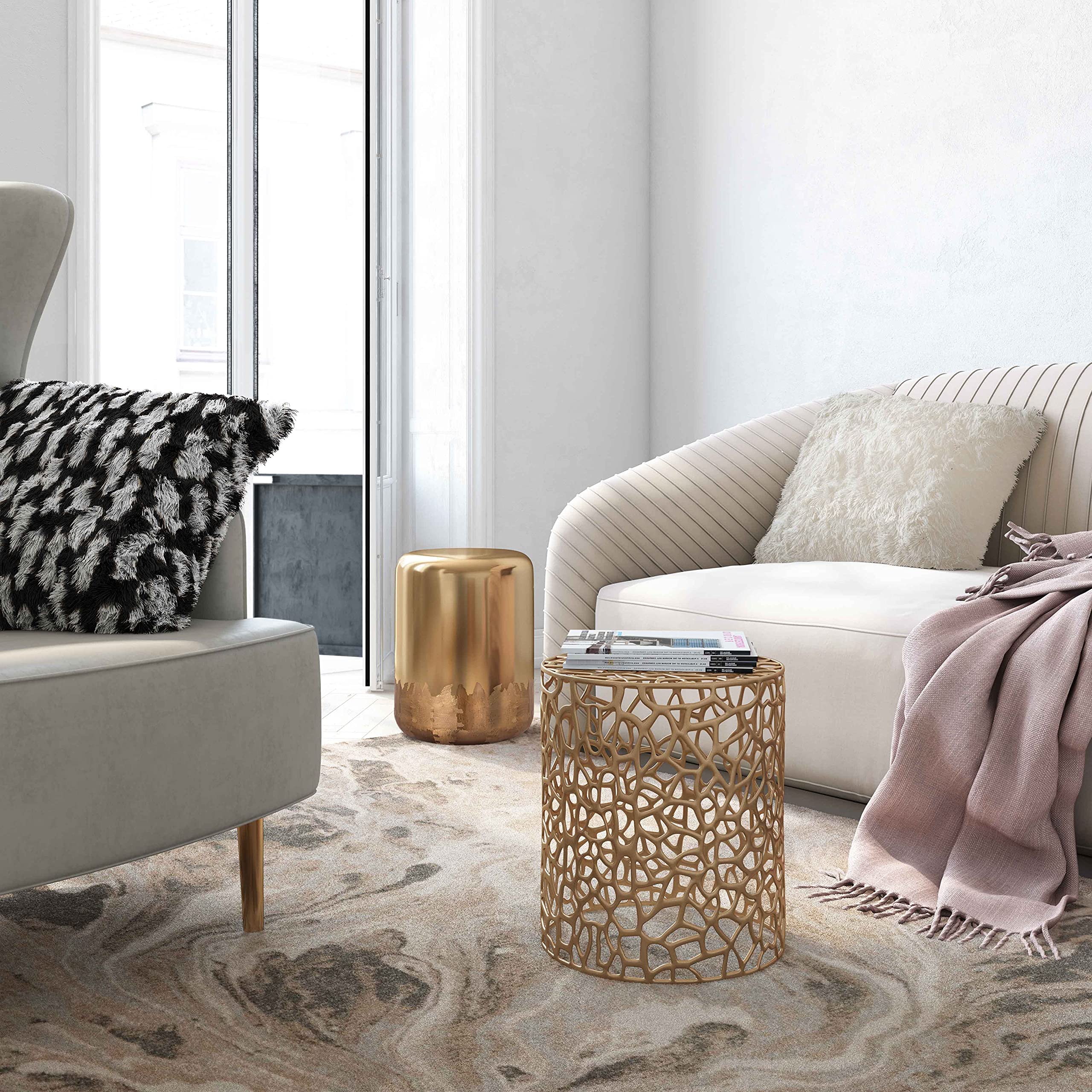Sophia Round Gold Iron Side Table - Modern Accent Table for Living Room, Bedroom & Patio - Stylish & Durable Metal End Table - Perfect for Coffee, Books & Decor