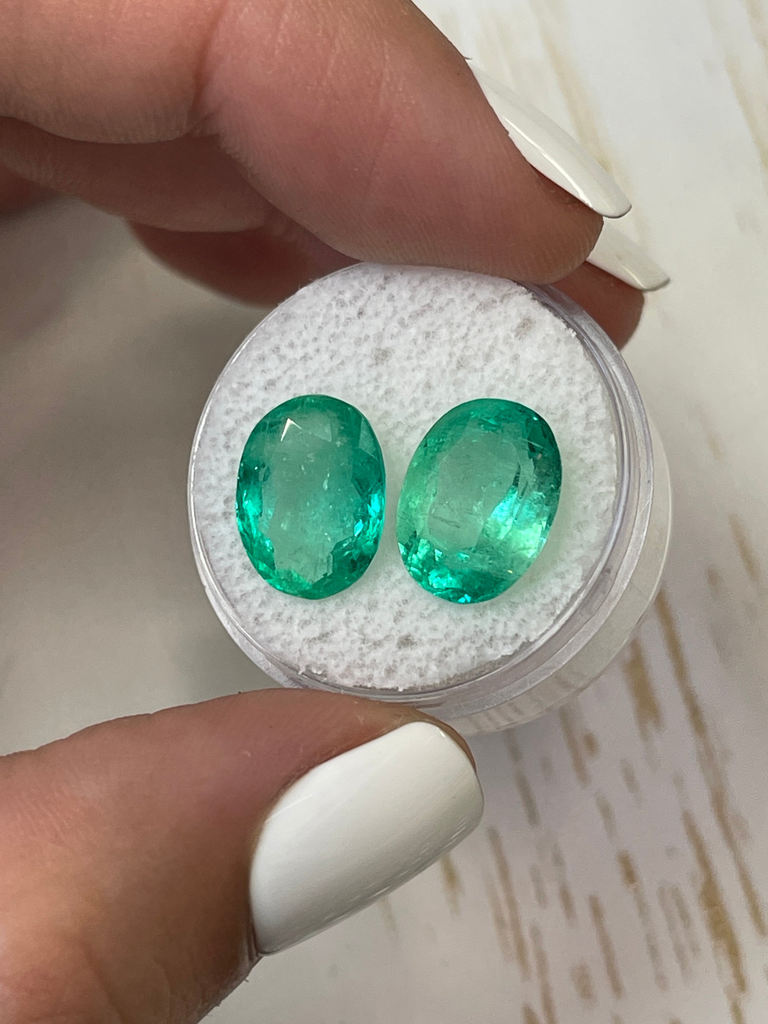 13x9 Oval Cut Colombian Loose Emeralds - 9.02tcw Matching Pair for Jewelry Making, Engagement Rings & Luxury Gifts