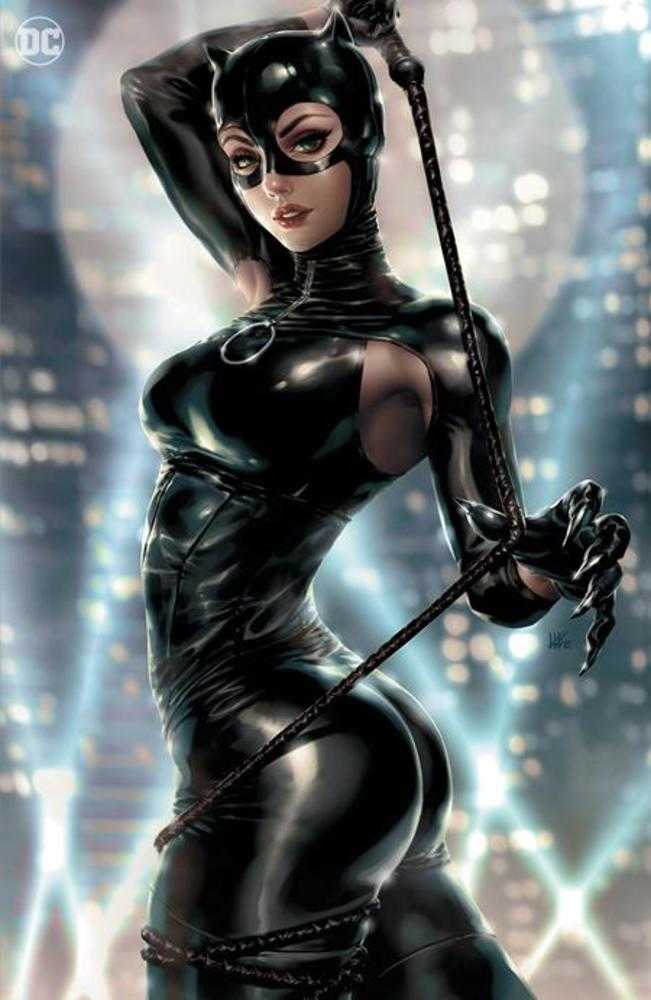 Batman Catwoman The Gotham War Scorched Earth #1 (One Shot) Cover D Kendrick Kunkka Limited Edition Foil Variant - Collectible Comic Book for DC Fans, Perfect for Display & Investment