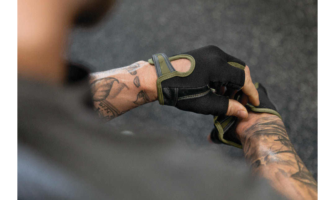 Harbinger Men's Power Gloves - Green Weight Lifting Gloves for Gym, CrossFit & Workout - Improve Grip & Reduce Calluses