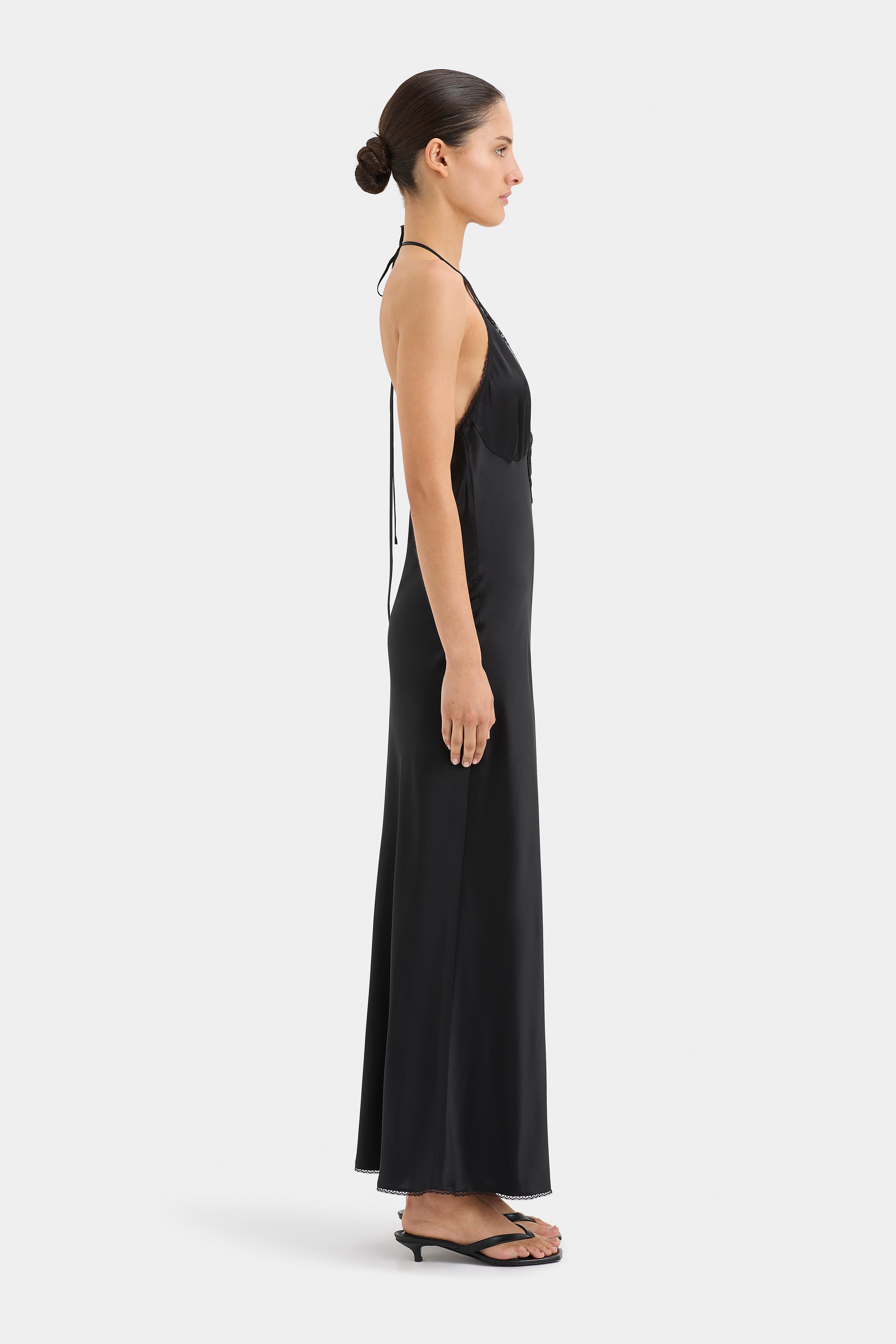 Elegant Aries Halter Gown for Women - Sexy Backless Evening Dress for Prom, Party & Special Occasions
