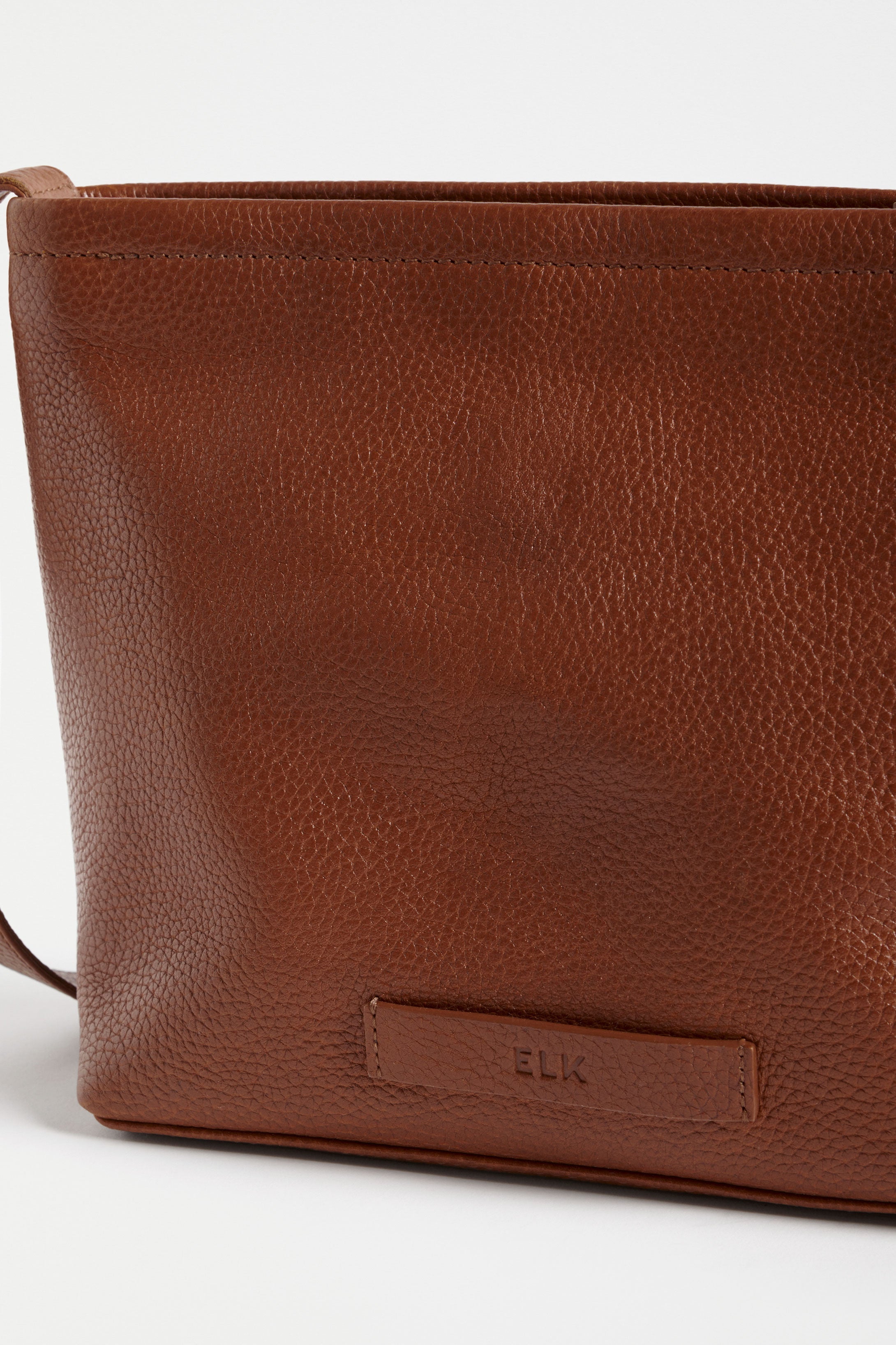 Lomi Crossbody Bag for Women - Stylish & Lightweight Shoulder Purse - Perfect for Travel, Shopping & Everyday Use