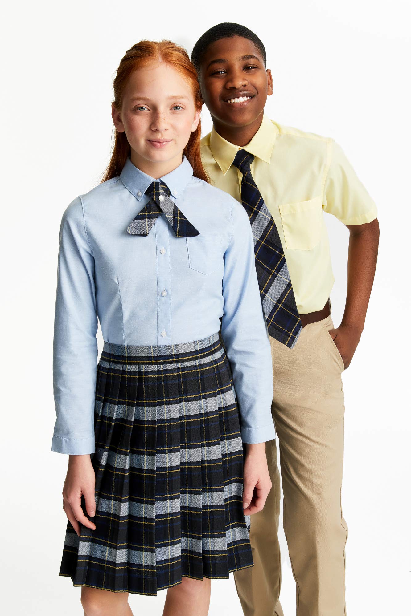 French Toast Boys' Short Sleeve Classic Poplin Dress Shirt for School & Special Occasions - Standard & Husky Sizes Available - Comfortable Formal Wear for Kids