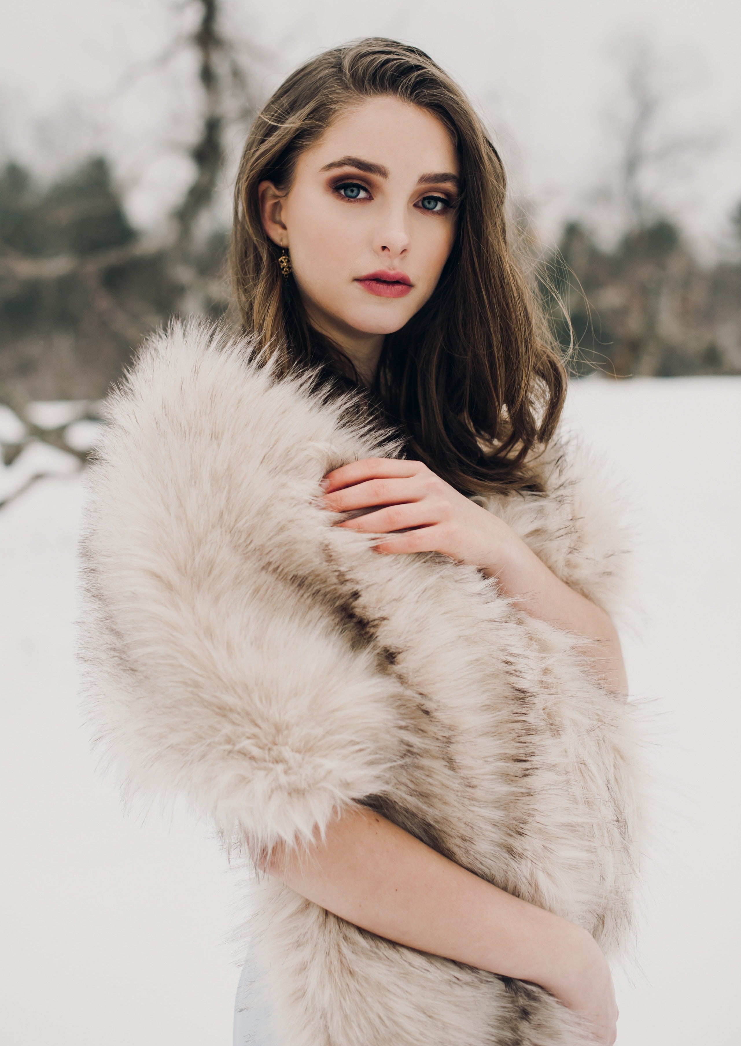 Lilian Blu02 Blush with Black Tips Bridal Faux Fur Shawl - Elegant Wedding Wrap for Winter Ceremonies & Formal Events