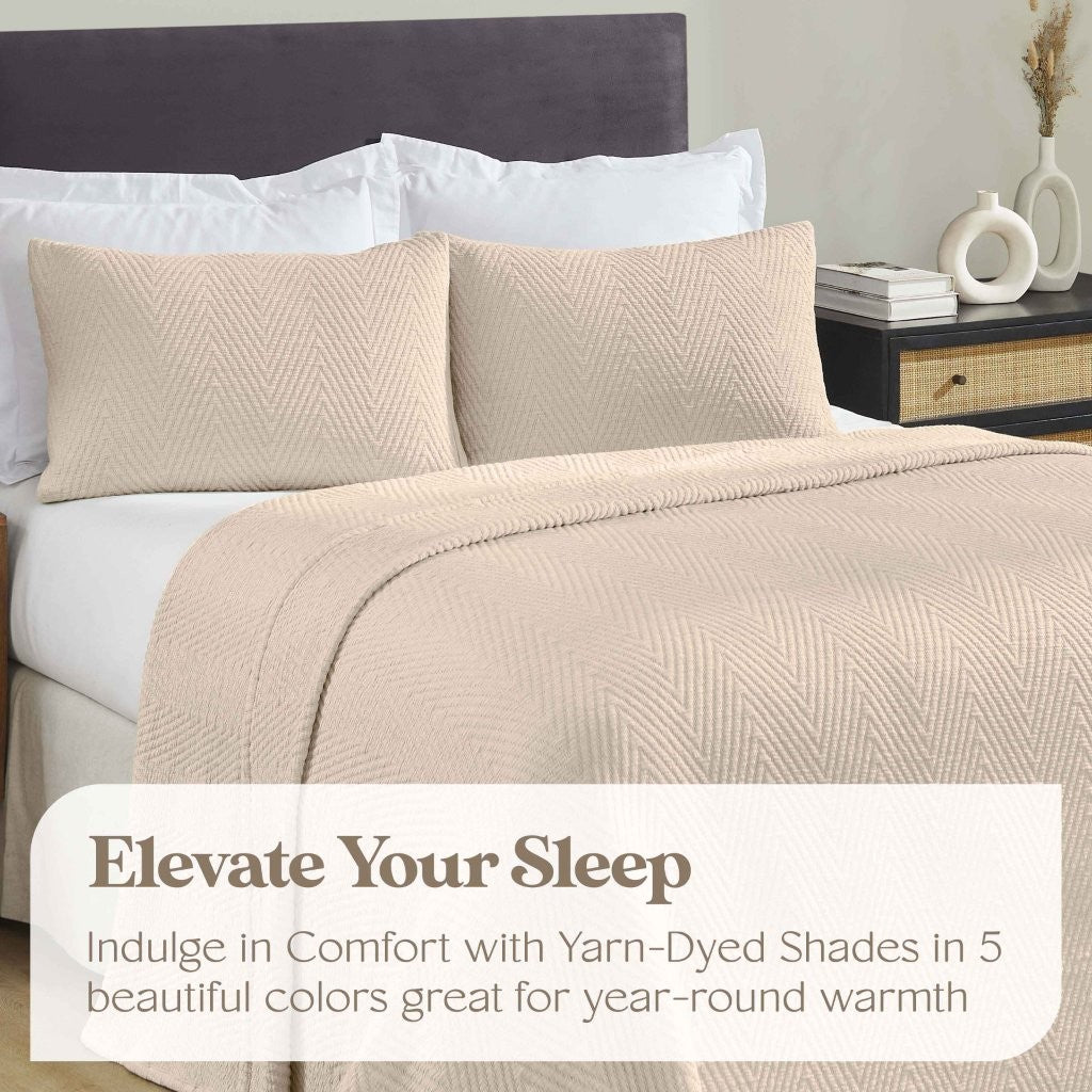 Premium Aswan Cotton Medium Weight Chevron Woven Coverlet - Soft & Breathable Bedspread for All Seasons - Perfect for Master Bedroom, Guest Room, or Dorm Decor