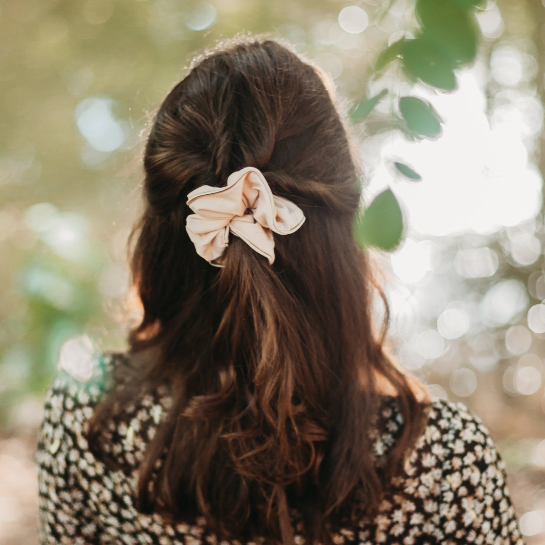 Chouchou Sacha Beige Almond Hair Clip - Elegant Hair Accessory for Women & Girls, Perfect for Weddings, Parties & Everyday Styling