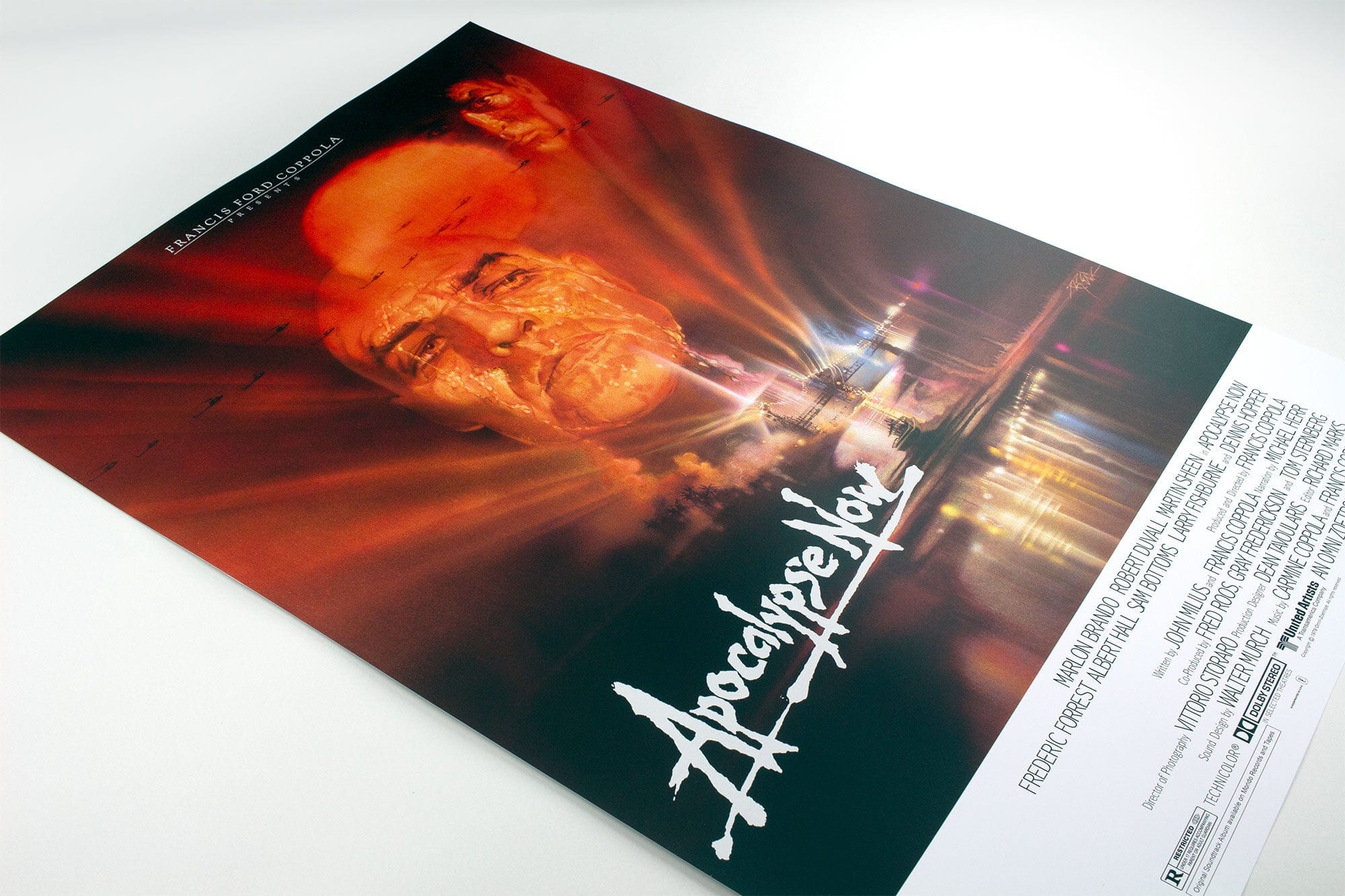 Apocalypse Now Movie Poster - Classic War Film Wall Art for Home Theater, Office & Man Cave Decor