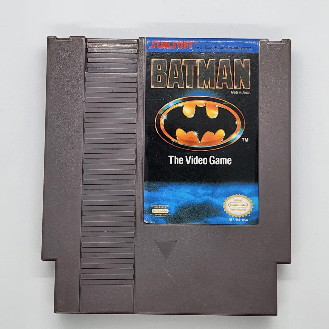 Original Batman NES Game for Nintendo Entertainment System - Classic Retro Video Game Cartridge for Collectors & Gamers - Perfect for Nostalgic Gaming & Display
