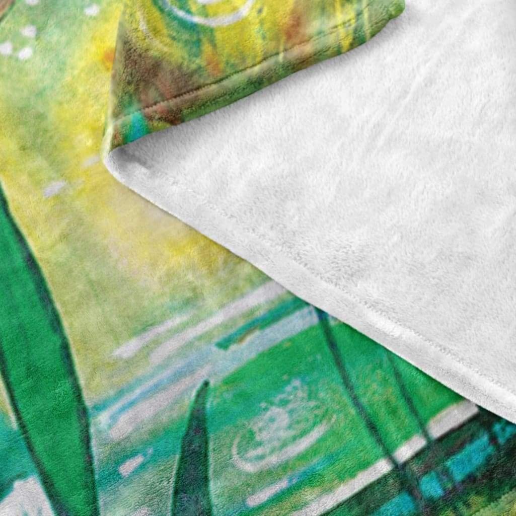 Let Your Light Shine Matthew 5:16 Christian Prayer Blanket - Soft Fleece Bible Verse Throw for Worship, Church, Home Devotion & Gift - Religious Inspirational Blanket with Lion Design