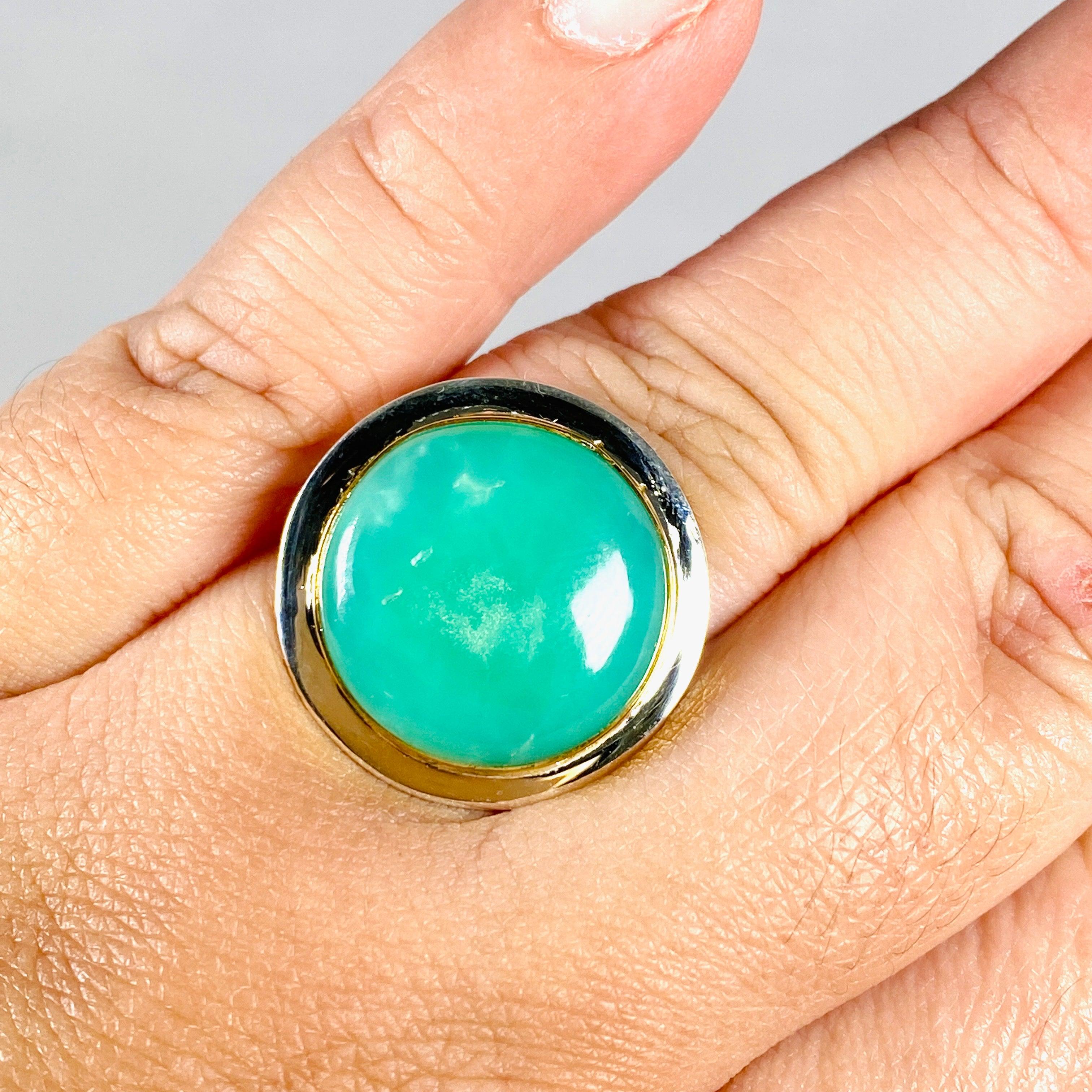 Chrysoprase Round Ring with Brass Detailing - Size 11 - KRGJ2942 | Elegant Bohemian Jewelry for Women, Perfect for Weddings, Parties & Everyday Wear