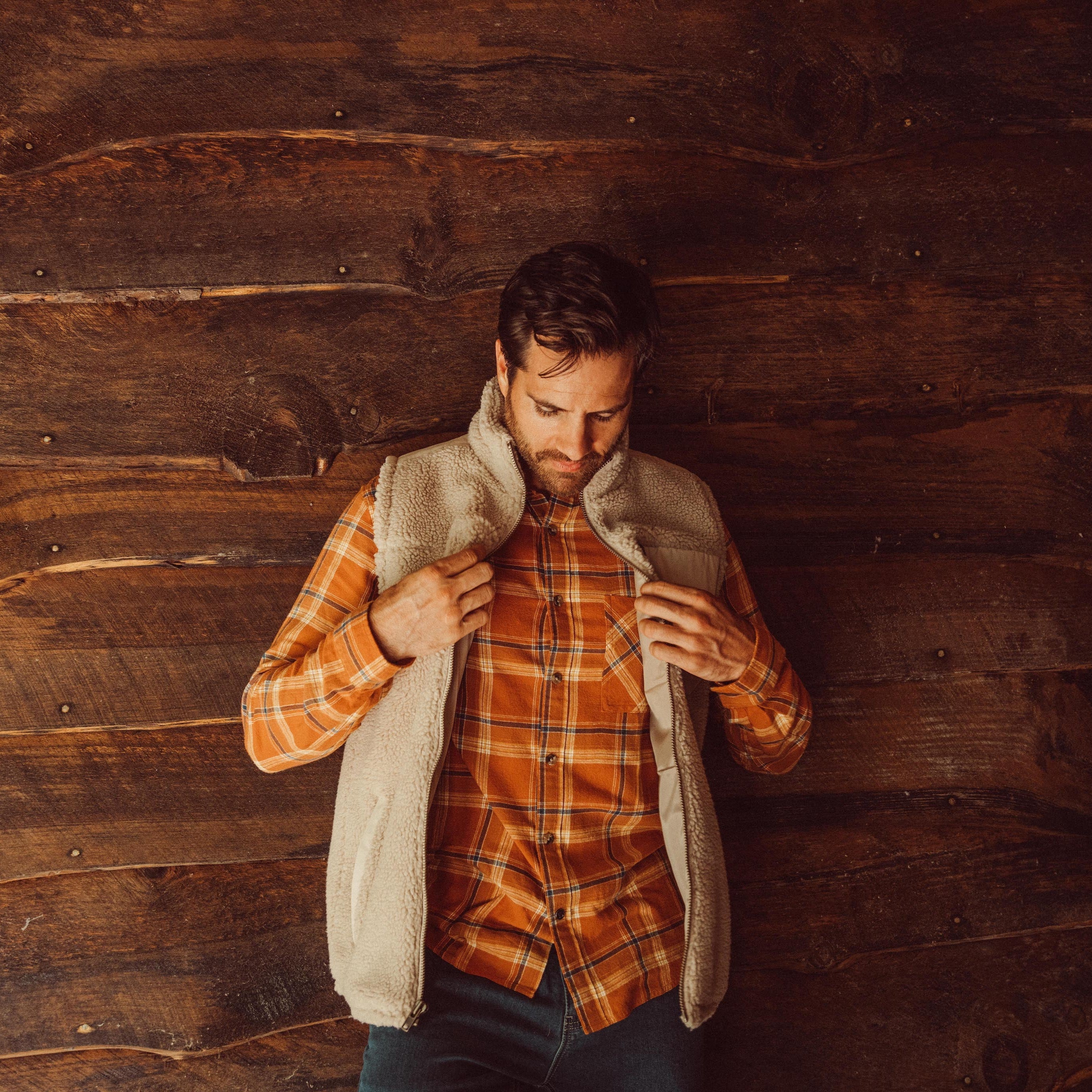 Men's Classic Fit Forge Vest - Lightweight & Stylish for Outdoor Adventures, Casual Wear & Layering