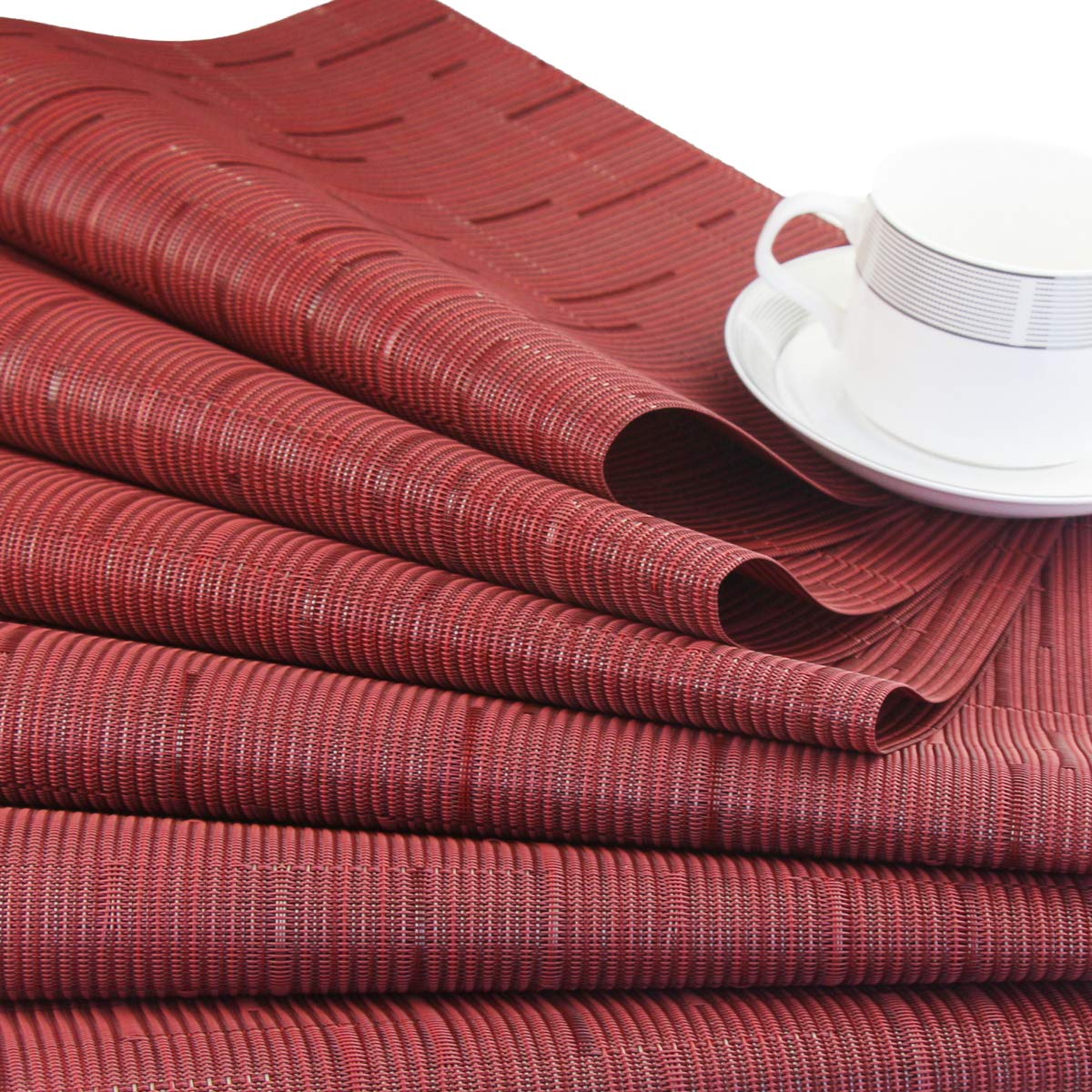 PIGCHCY Washable & Durable Vinyl Placemats Set of 6 - 18x12 Inch Heat-Resistant Table Mats for Dining Room, Kitchen, Office (Burgundy Red) - Perfect for Everyday Meals, Dinner Parties & Home Decor