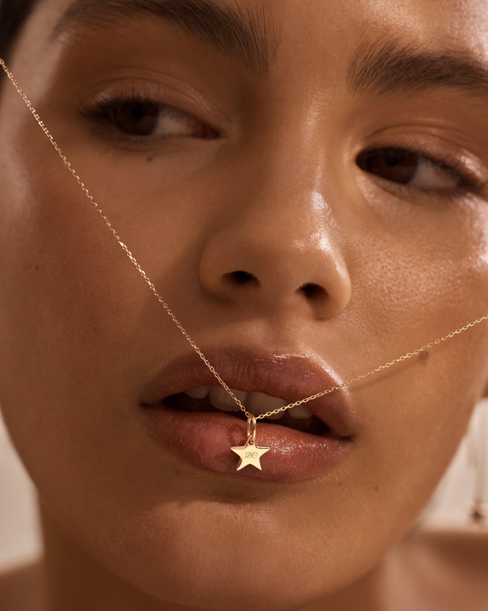 9K Solid Gold Engravable Star Pendant Necklace - Personalized Jewelry Gift for Women - Perfect for Birthdays, Anniversaries & Special Occasions