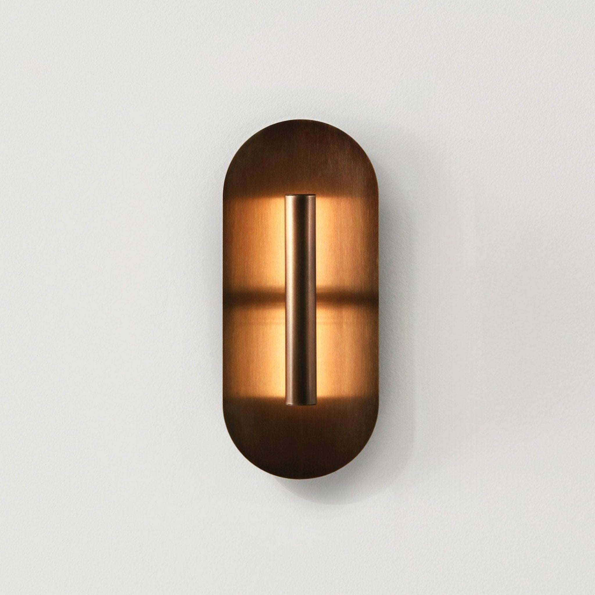 BEN TOVIM DESIGN Patina Bronze Reflector Wall Light Sconce - 2 Size Options | Vintage Industrial Lighting for Living Room, Bedroom & Hallway