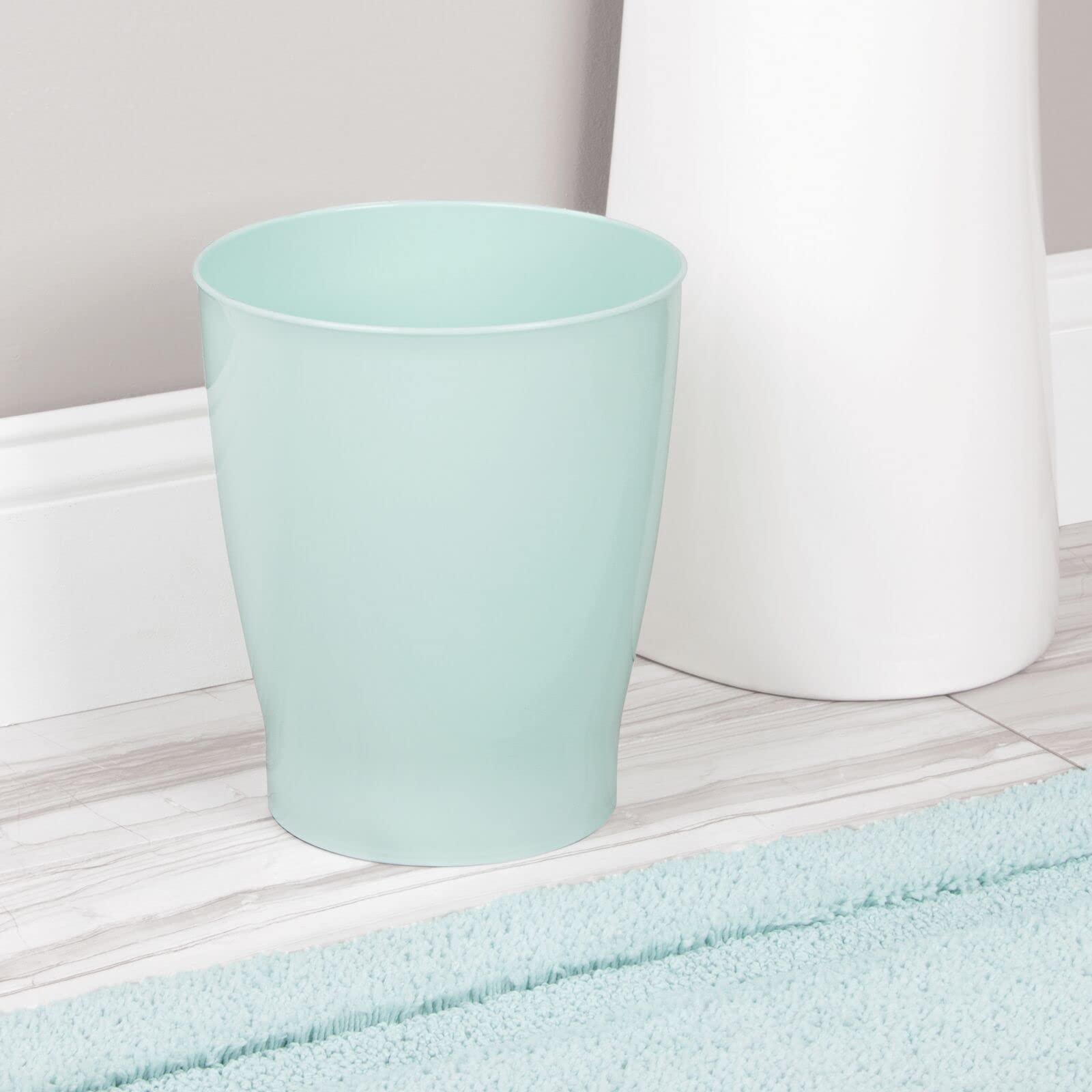 mDesign Round Plastic Bathroom Trash Can - 1.25 Gallon Small Waste Bin for Bathroom, Bedroom, Kids Room - Mint Green Fyfe Collection - Perfect for Tight Spaces & Home Decor
