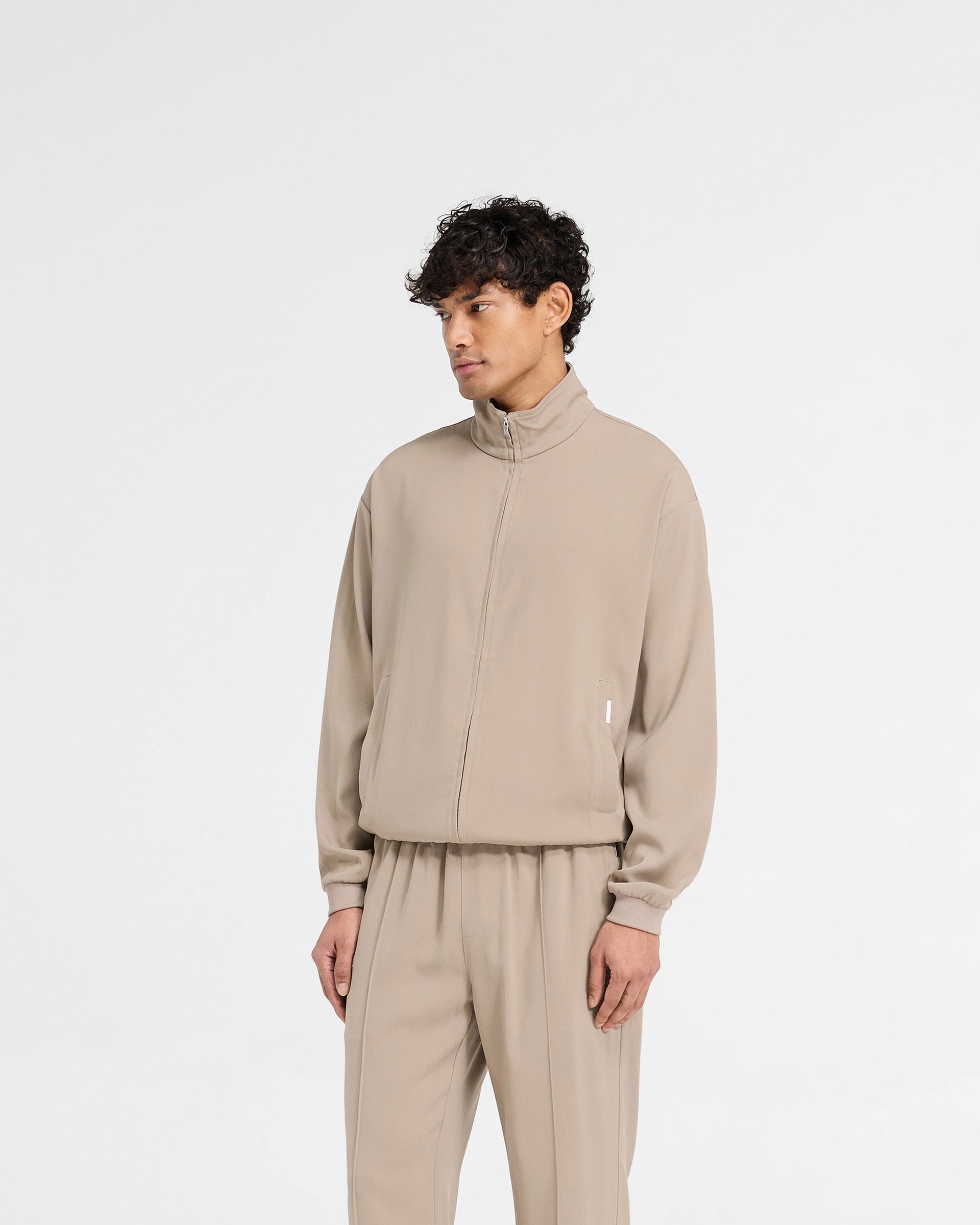 Initial Track Jacket Dune - Lightweight Men's Running Windbreaker for Outdoor Sports & Casual Wear