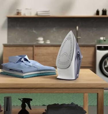 Electrolux E6SI3 61NW UltimateCare 500 Steam Iron 2400W - Powerful Professional Garment Steamer for Wrinkle-Free Clothes | Perfect for Home, Office & Travel Use