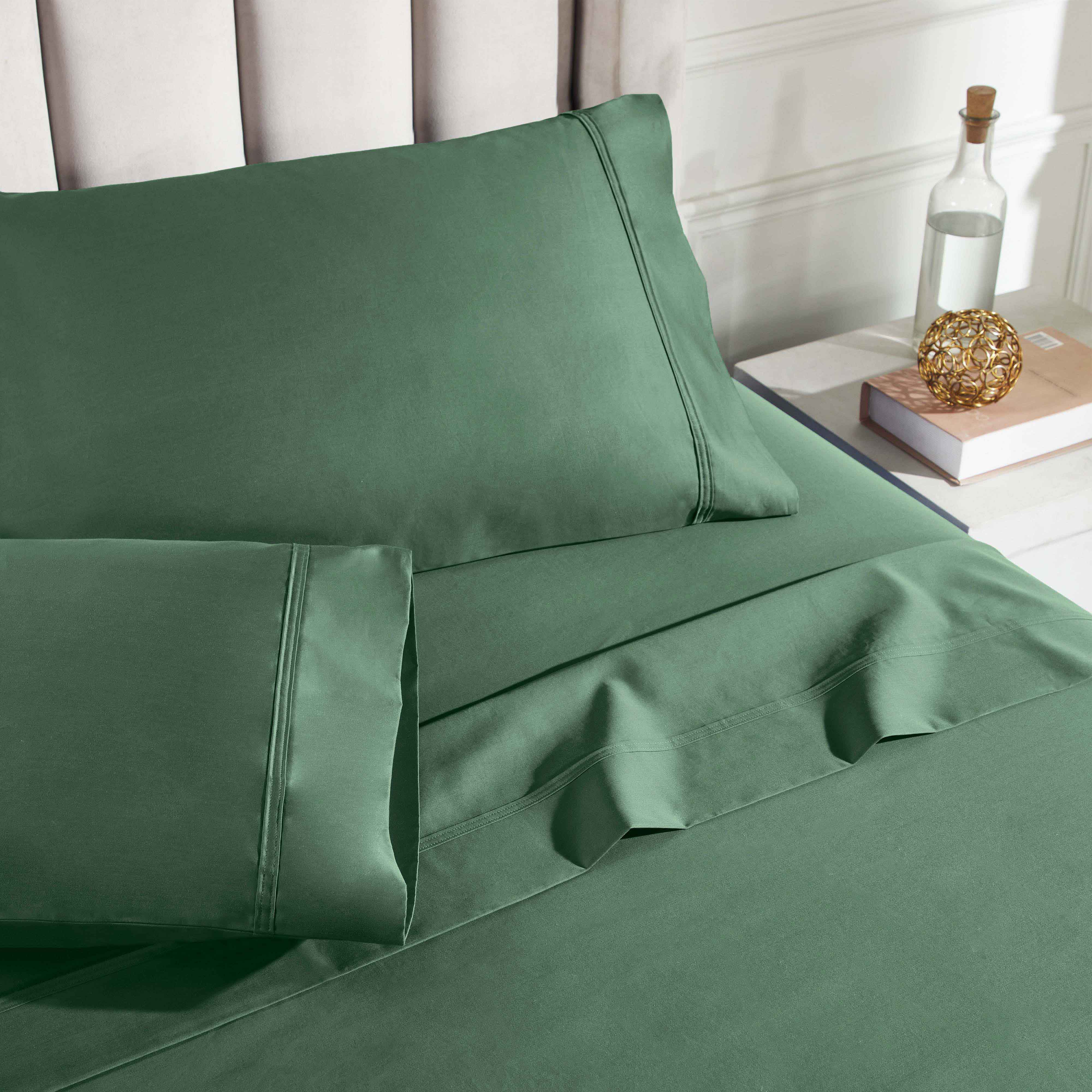 Premium 850 Thread Count 100% Cotton Solid Color Bed Sheet Set - Ultra Soft & Breathable for Comfortable Sleep - Perfect for Master Bedroom, Guest Room & Luxury Hotels