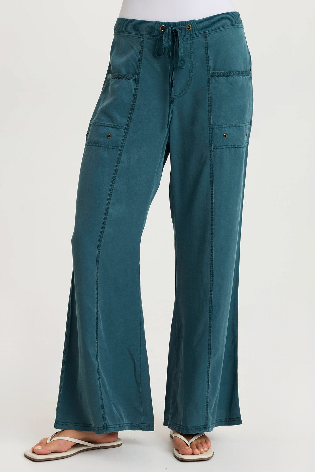 Tarla Twill Wide Leg Pants with Dropped Pockets - Comfortable High Waisted Casual Trousers for Women | Perfect for Office, Travel & Everyday Wear