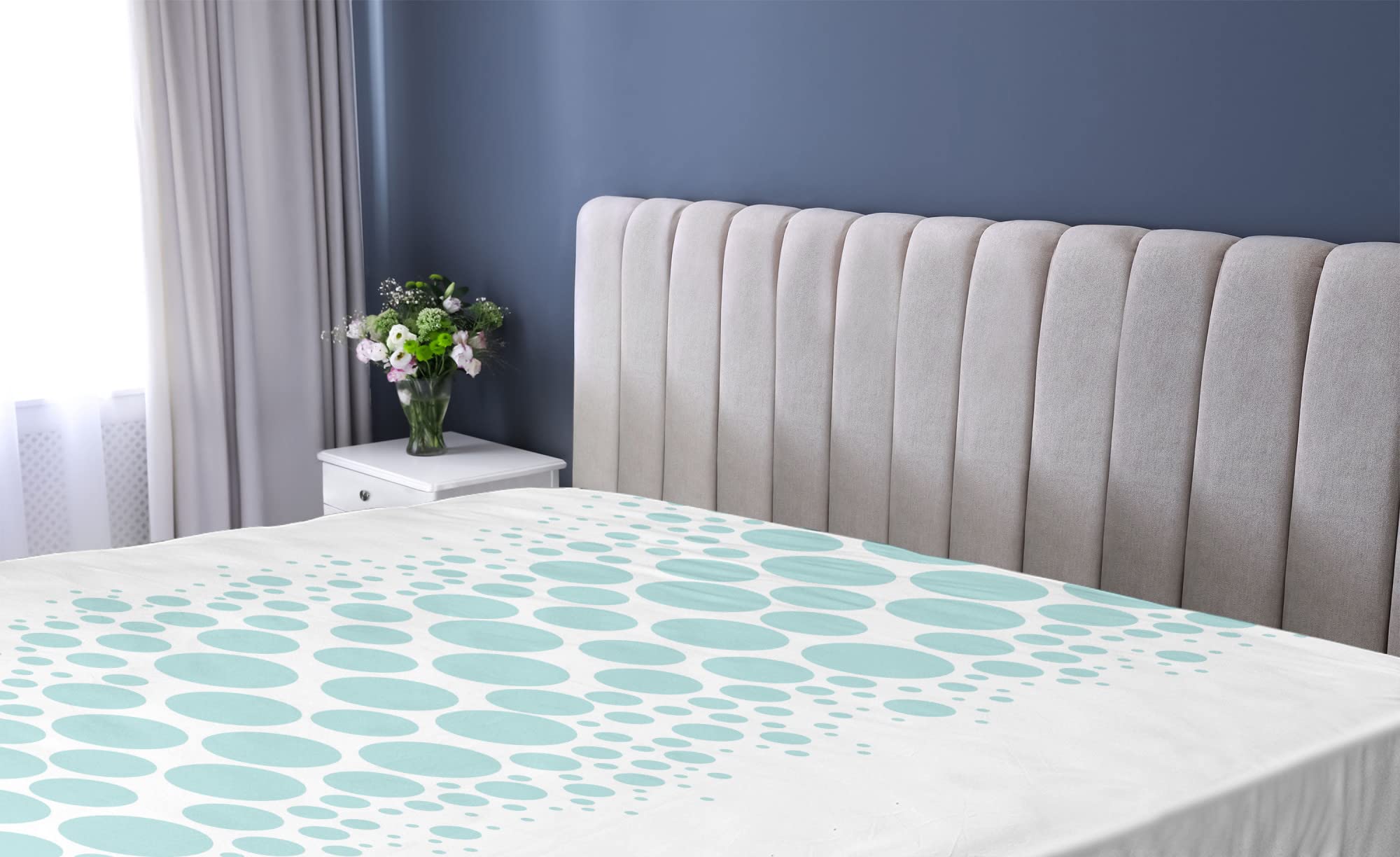 Ambesonne Under The Sea Fitted Queen Sheet - Ocean Dive Inspired Geometric Bubble Print - Deep Pocket Elastic All Around - Sky Blue & White Bed Cover - Perfect for Beach Themed Bedrooms & Coastal Decor