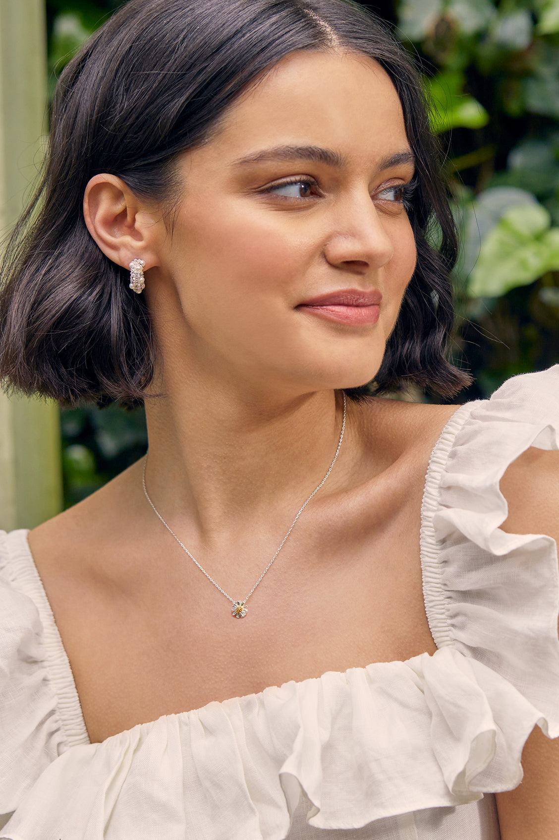 Wildflower Necklace for Women - Dainty Floral Pendant Jewelry - Perfect for Weddings, Date Nights & Everyday Wear