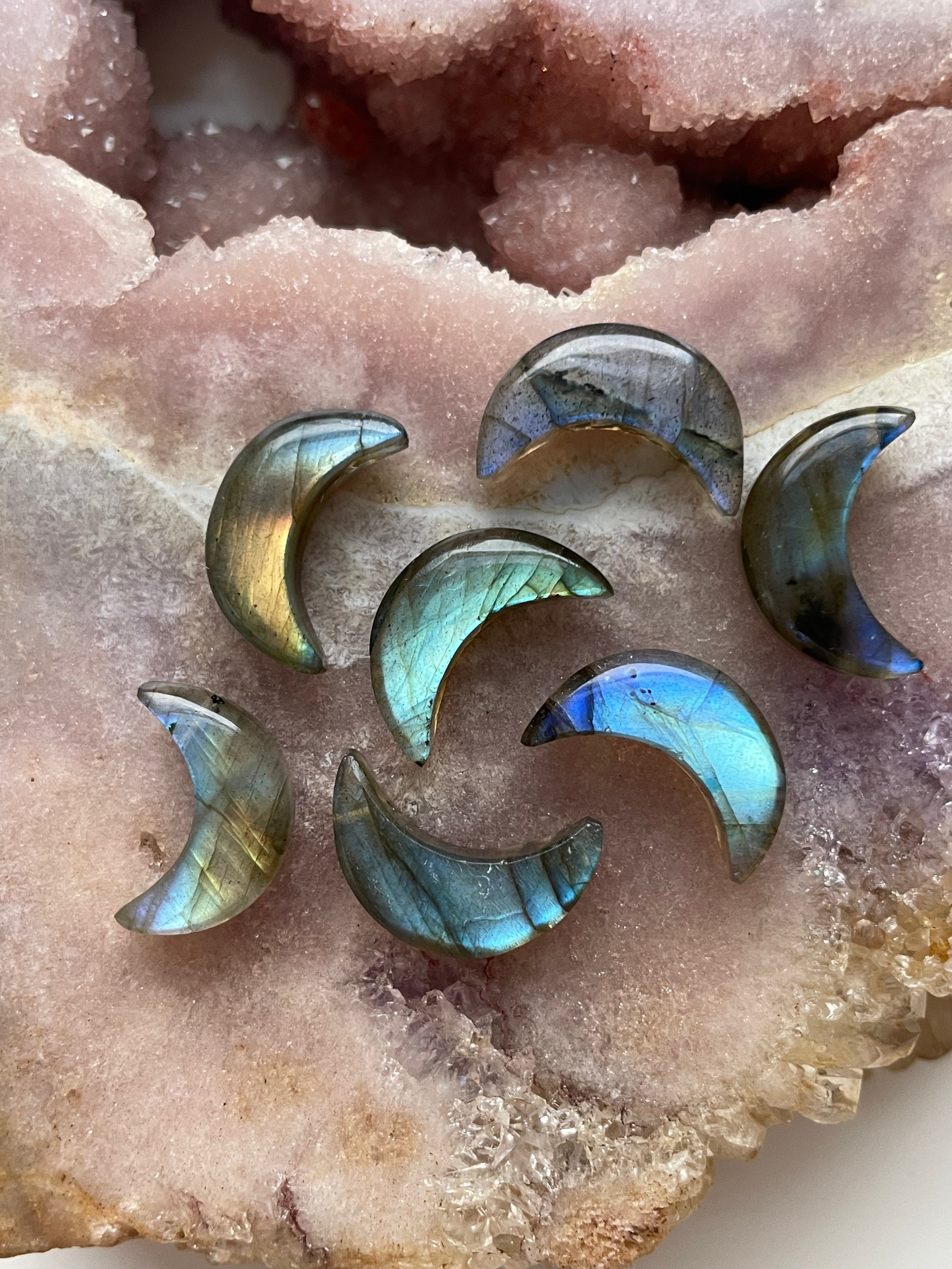 Natural Labradorite Moon Crystal Necklace for Women - Healing Stone Jewelry for Meditation, Yoga & Spiritual Gifts