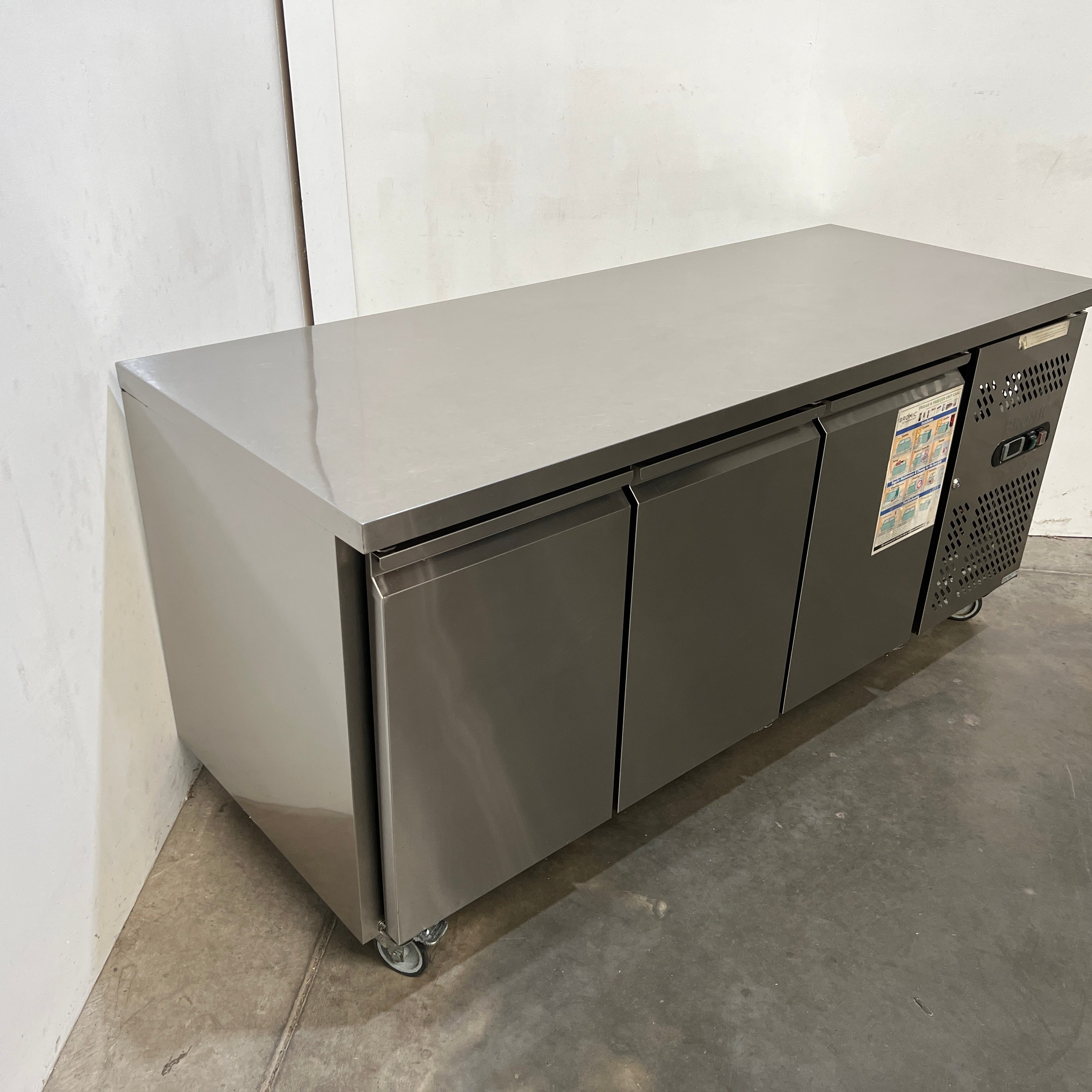 Bromic UBC1795SD Undercounter Refrigerator - 24 Inch Built-In Beverage Cooler for Home Bar, Kitchen, or Office - Energy Efficient & Quiet Operation